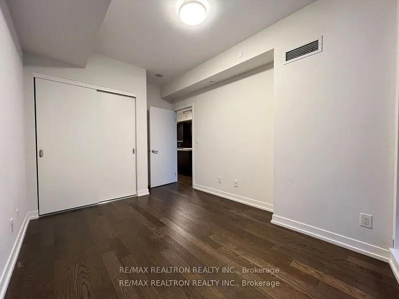 21 Widmer Street, #3712