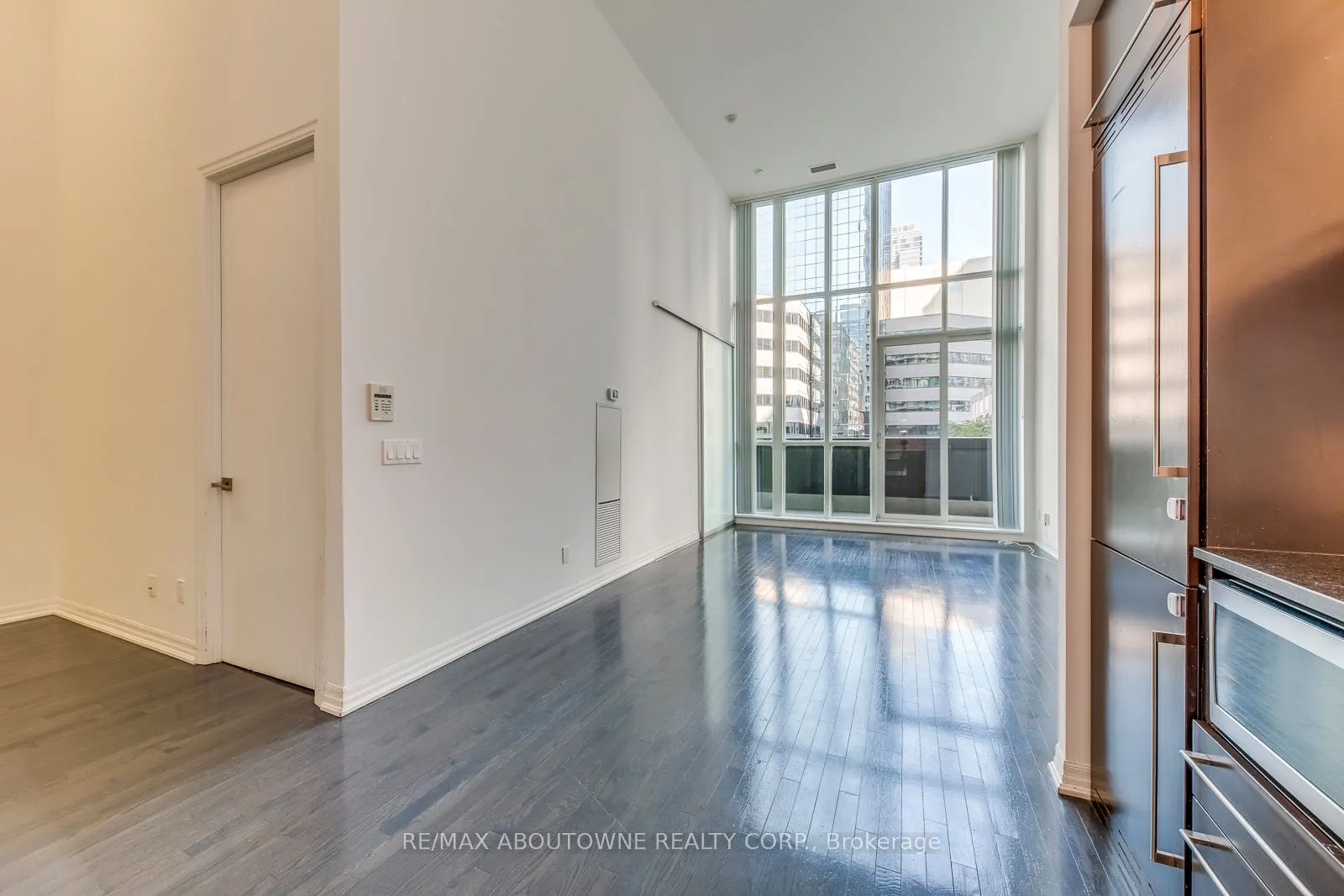 770 Bay Street, #202
