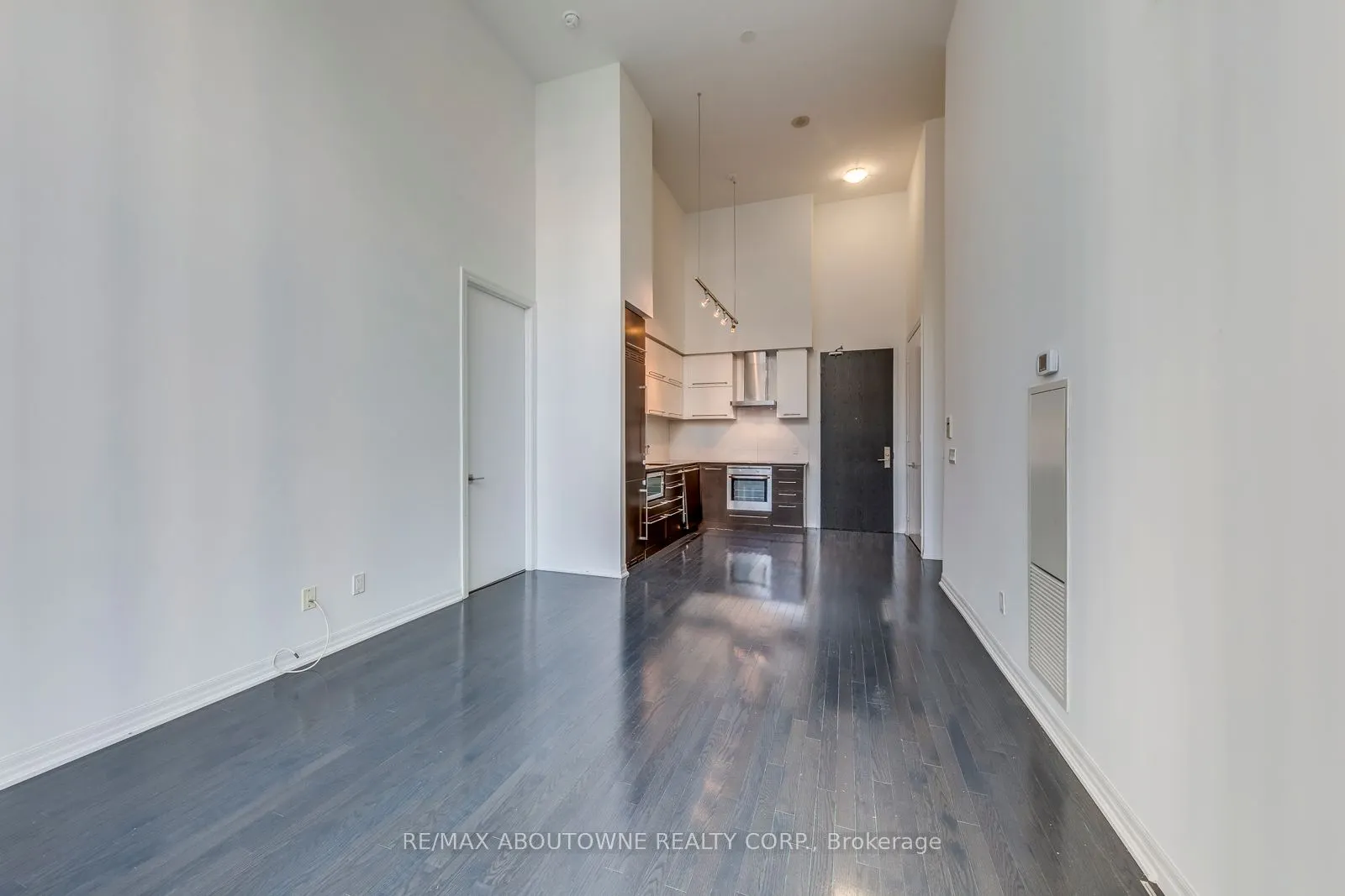 770 Bay Street, #202