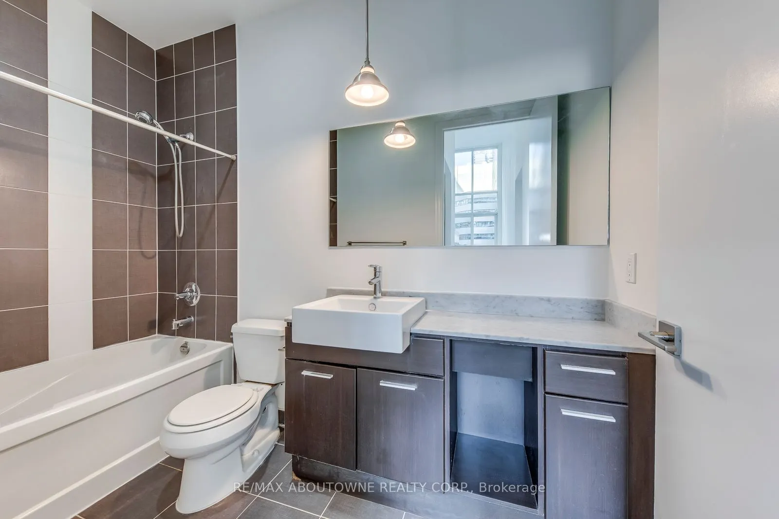770 Bay Street, #202