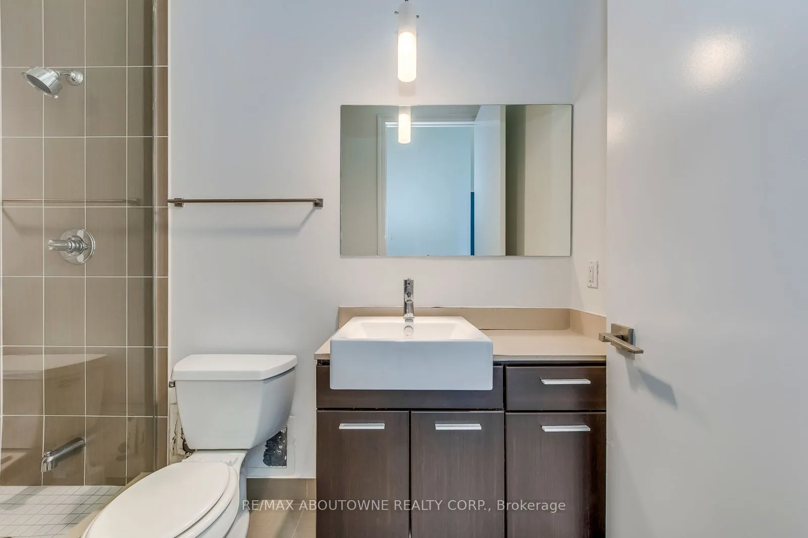 770 Bay Street, #202