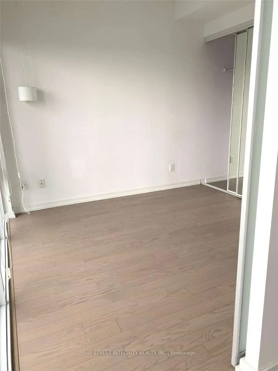 101 Peter Street, #3901