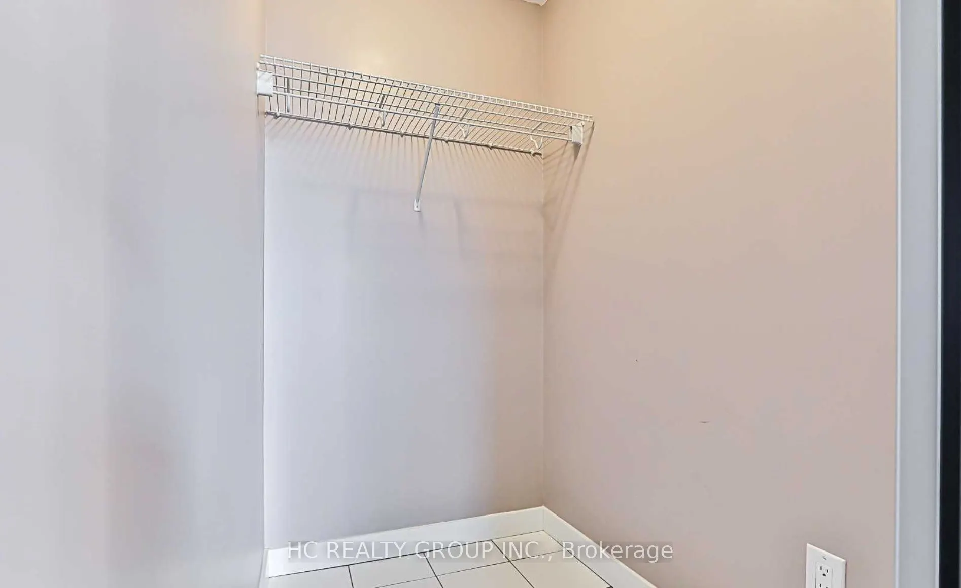 121 Mcmahon Drive, #3608