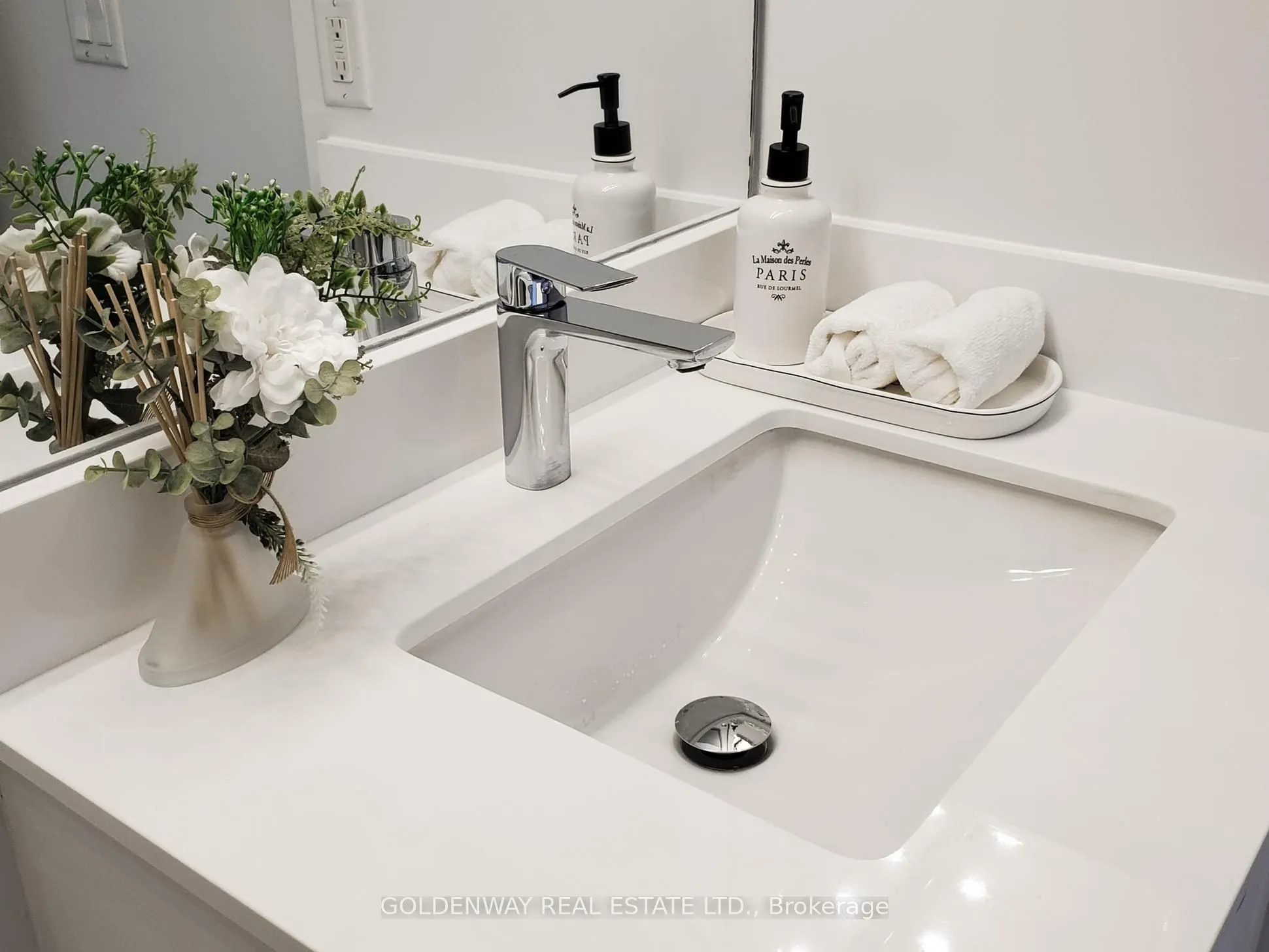 155 Beecroft Road, #2702