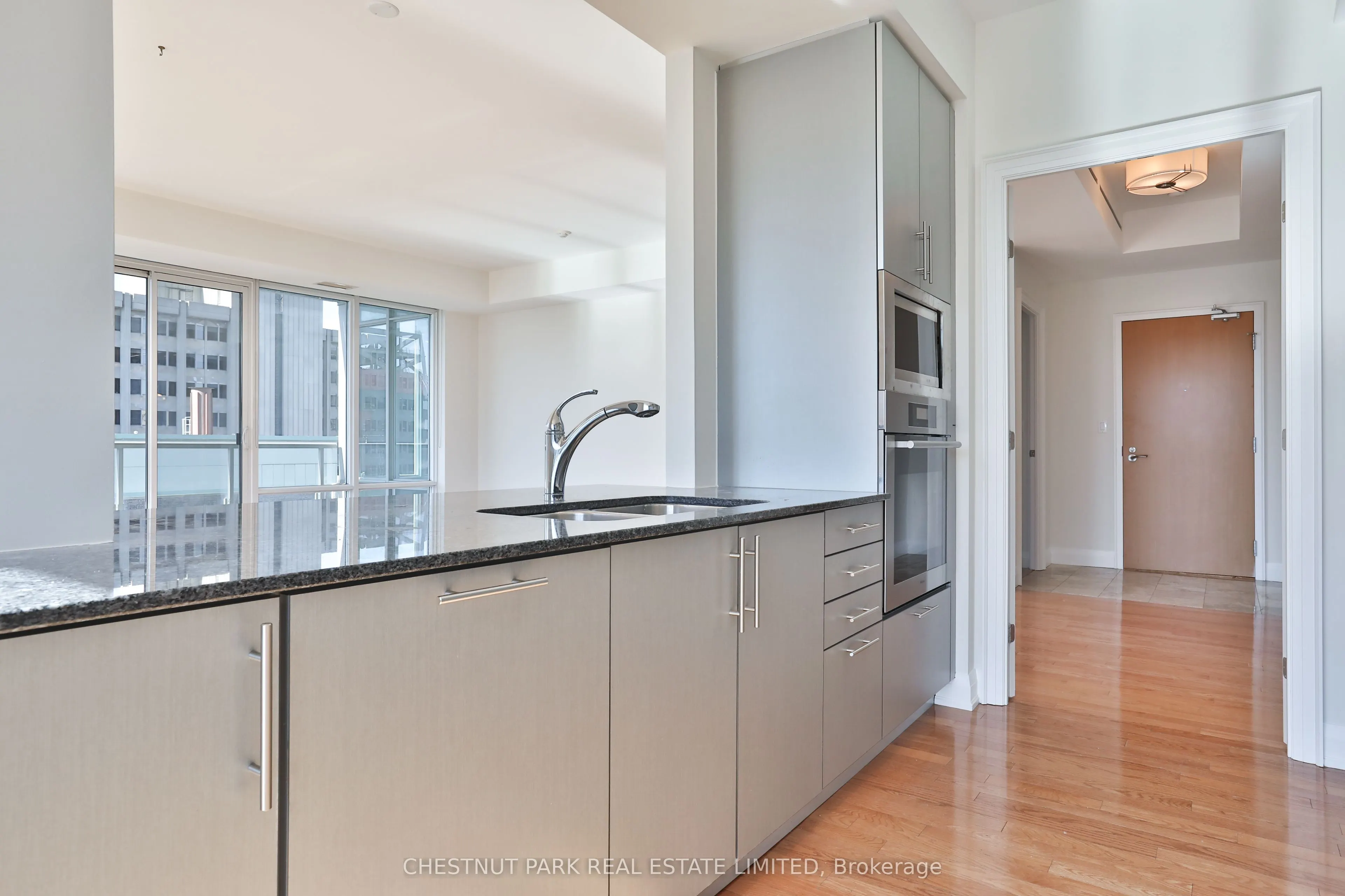 1 Bedford Road, #1002