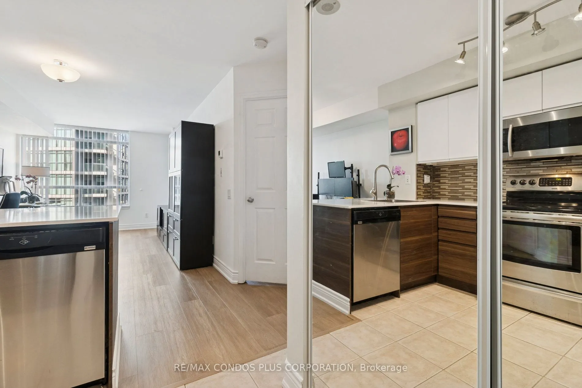 30 Harrison Garden Boulevard, #708