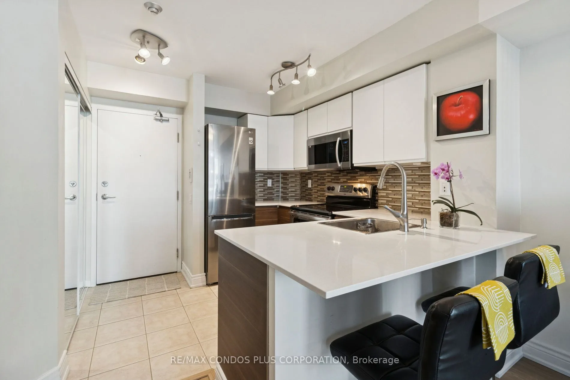 30 Harrison Garden Boulevard, #708