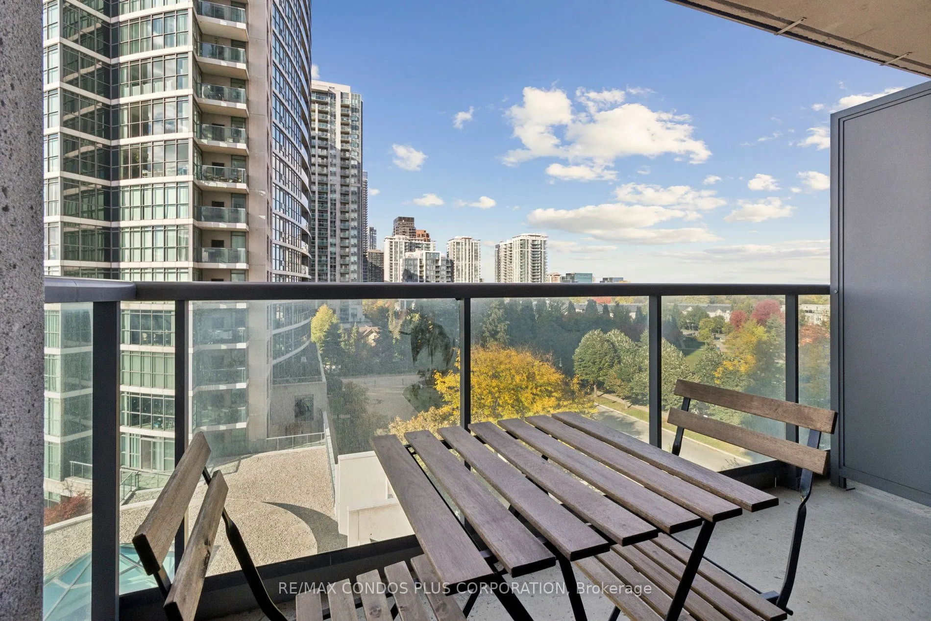 30 Harrison Garden Boulevard, #708