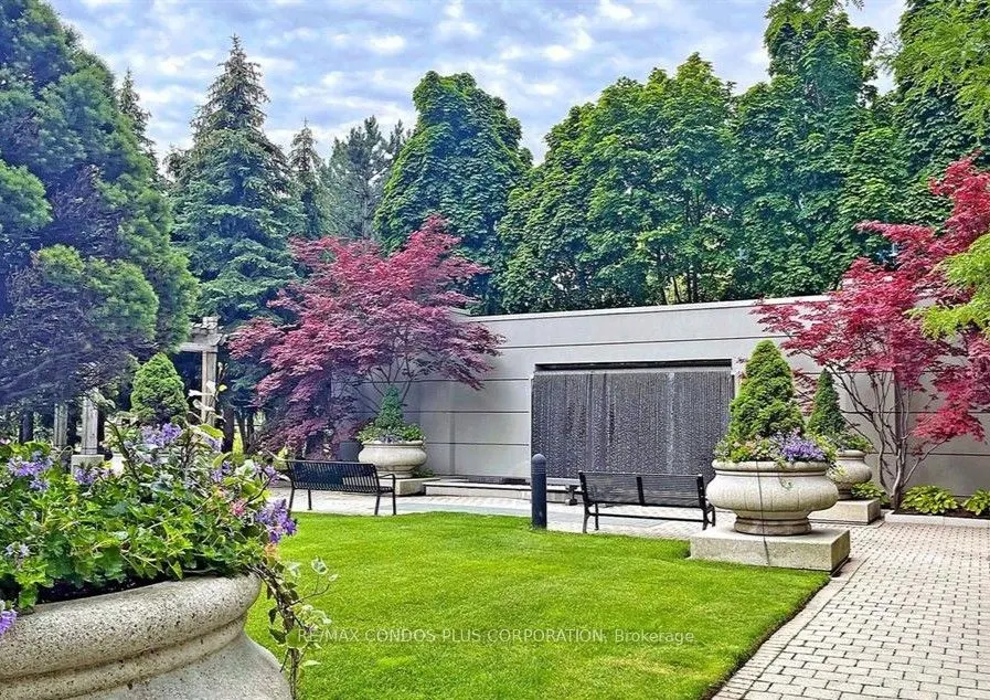 30 Harrison Garden Boulevard, #708