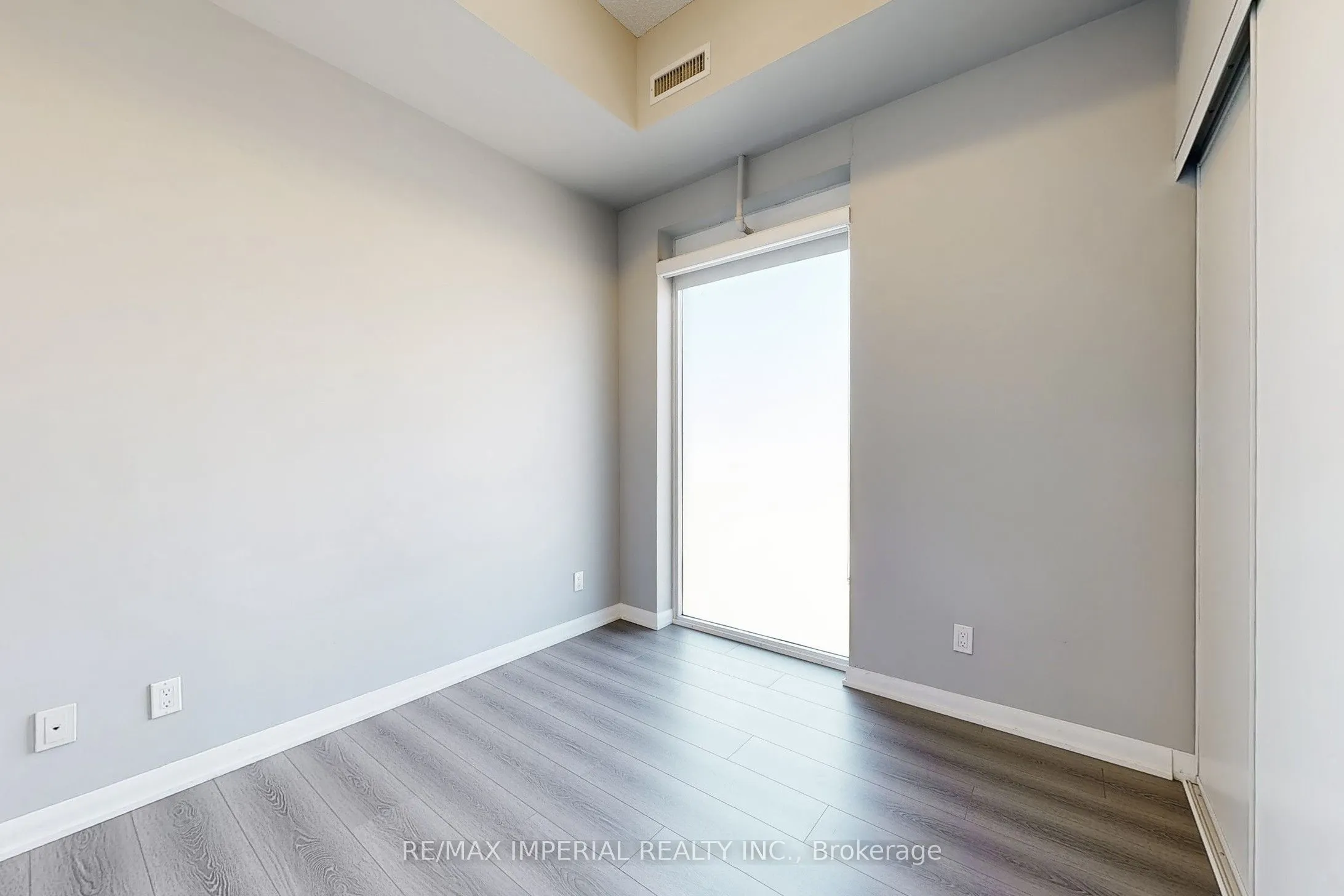 435 Richmond Street W, #Ph104