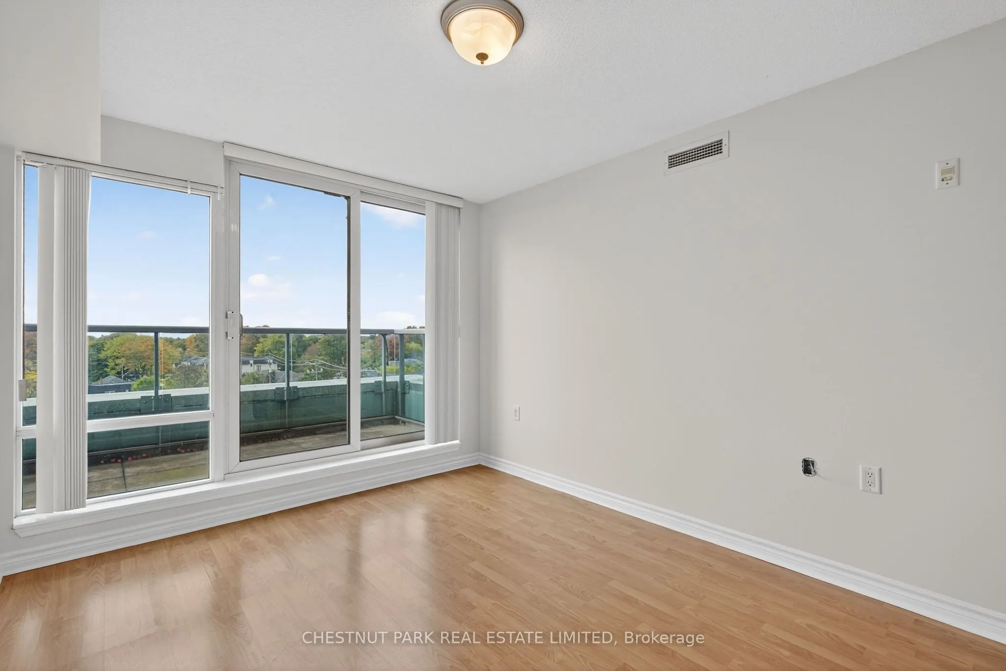 3840 Bathurst Street, #703