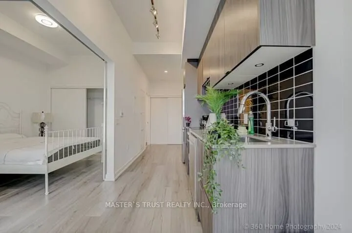 395 Bloor Street E, #4406