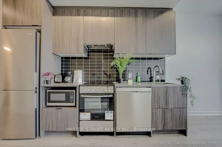 395 Bloor Street E, #4406