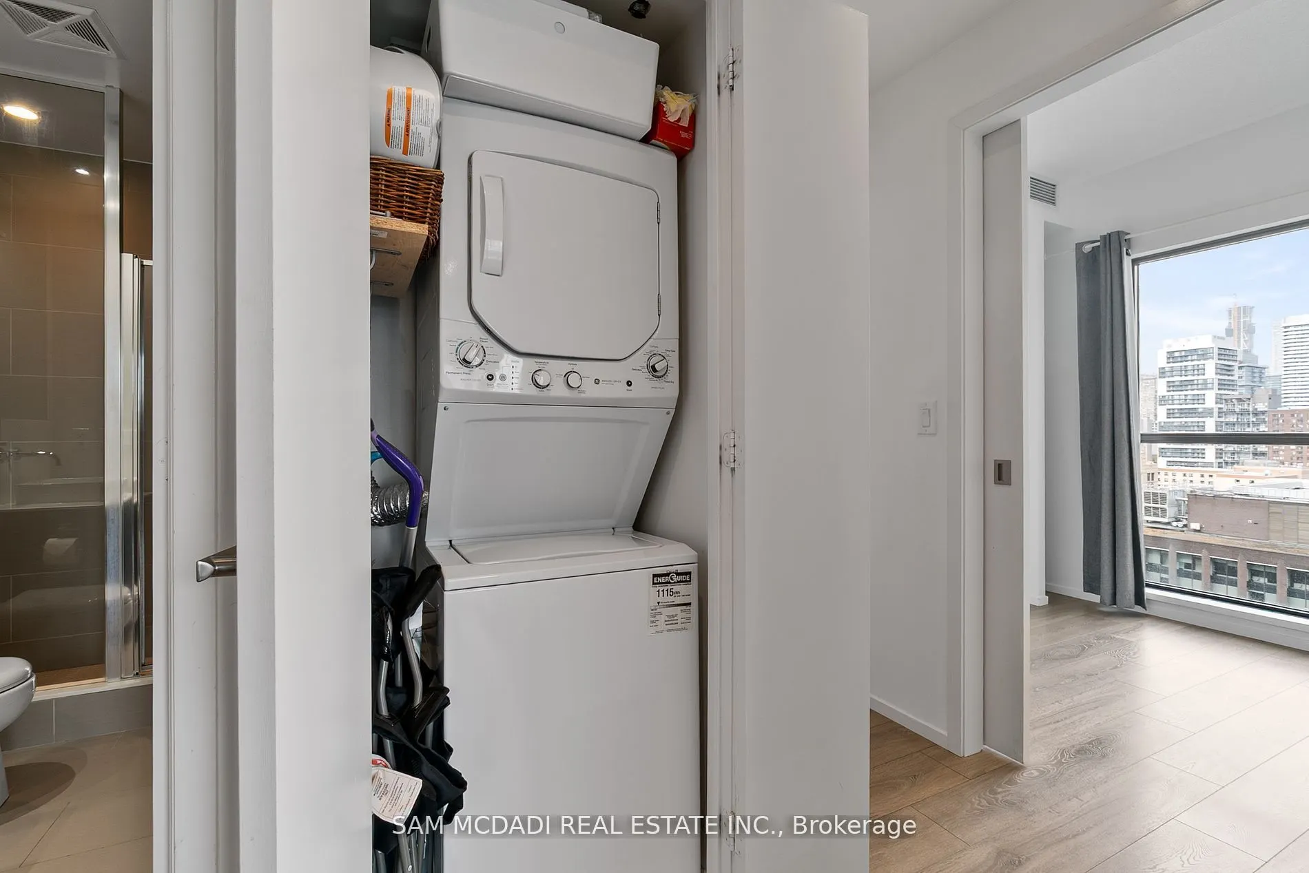 159 Dundas Street E, #1906