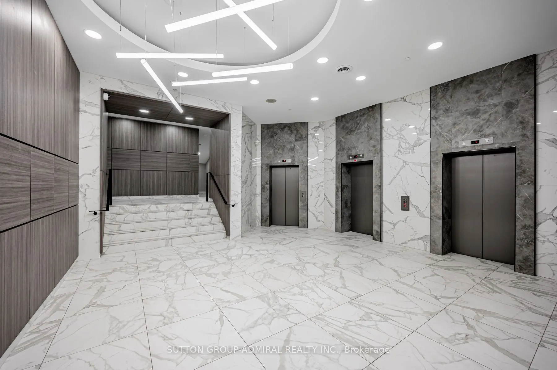 393 King Street W, #1103