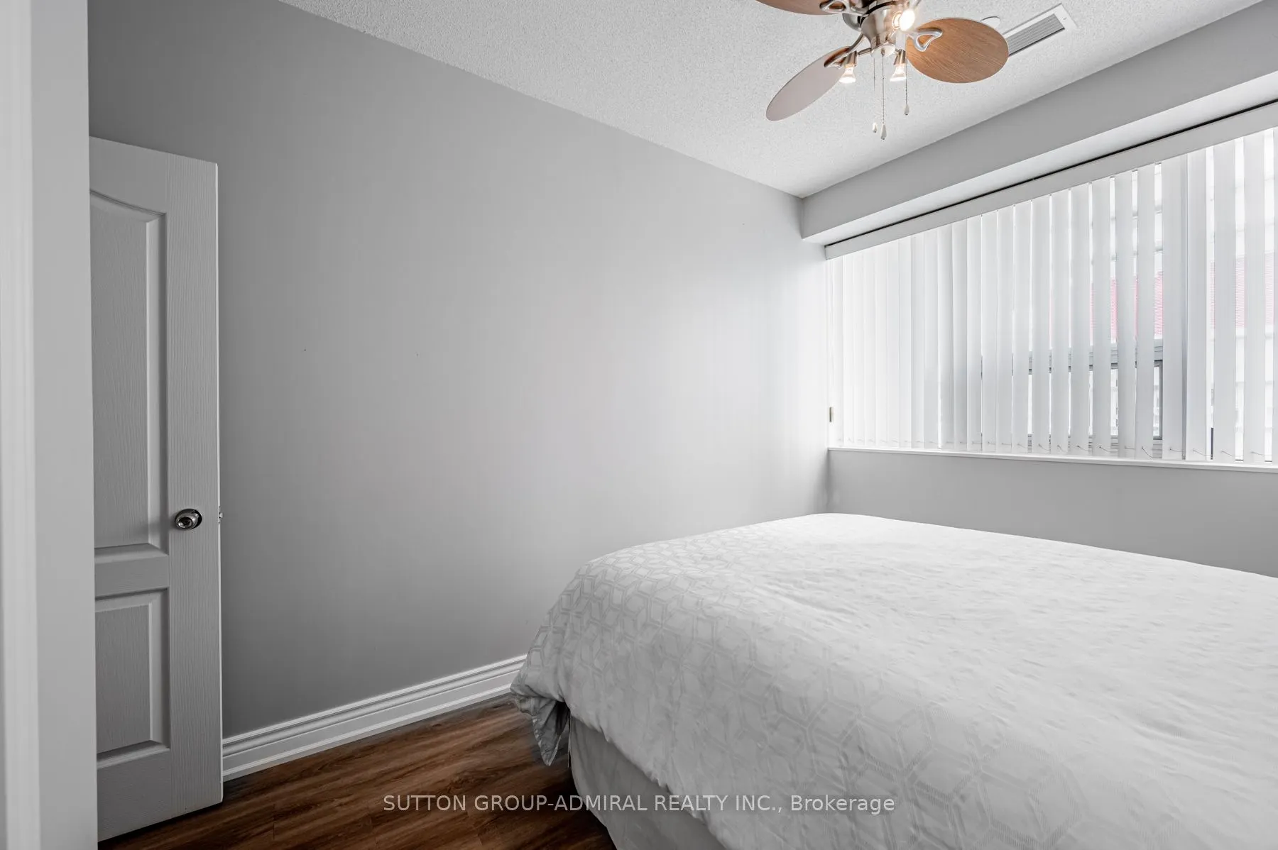 393 King Street W, #1103