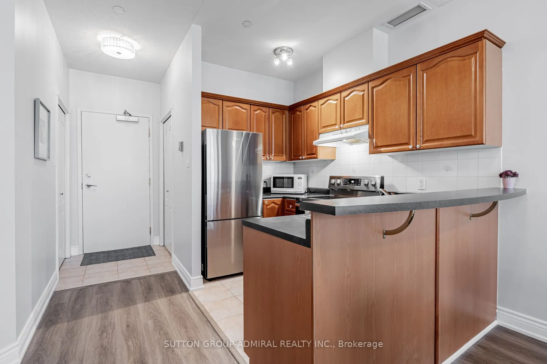 393 King Street W, #1103