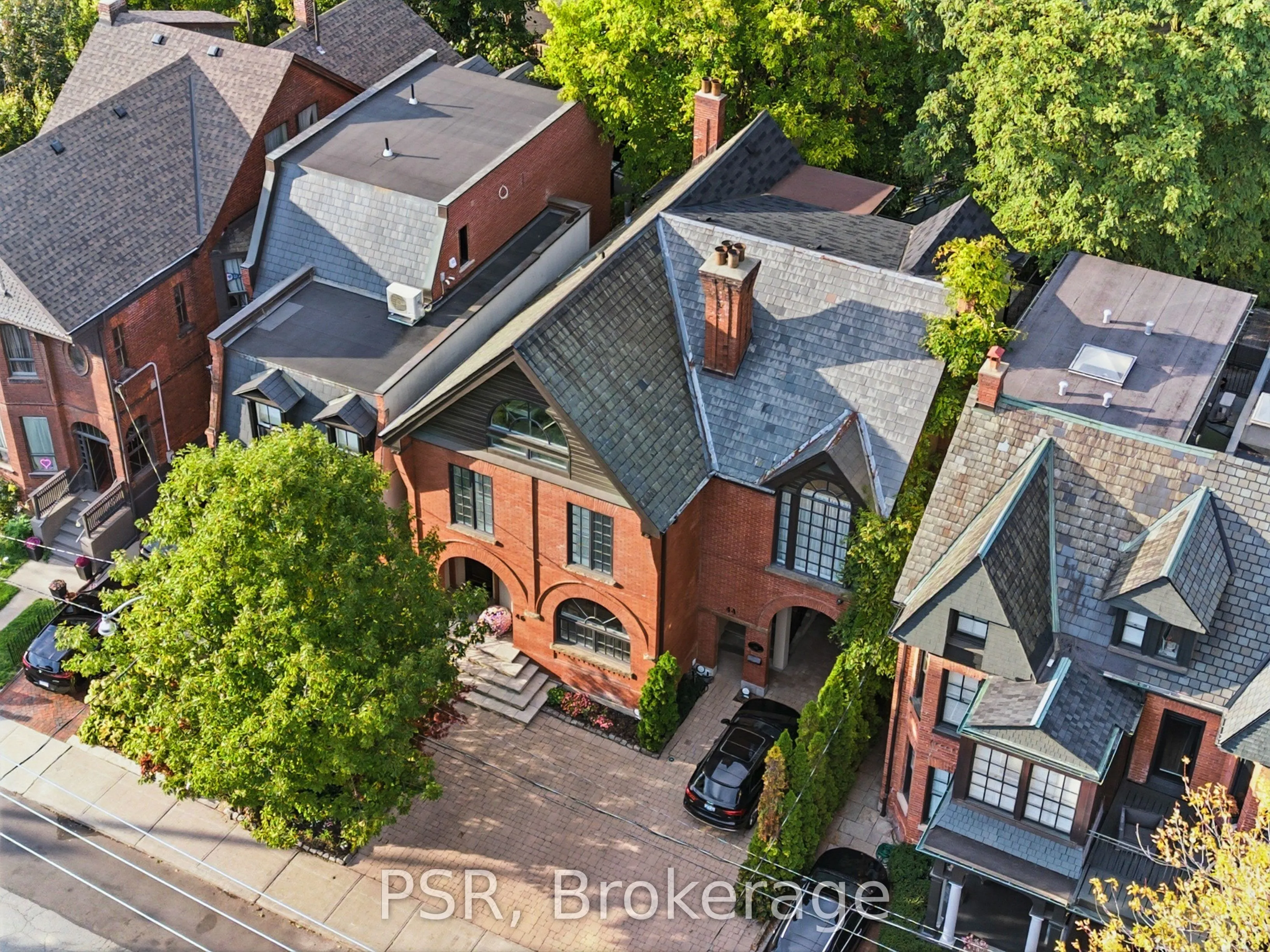 46 Bernard Avenue