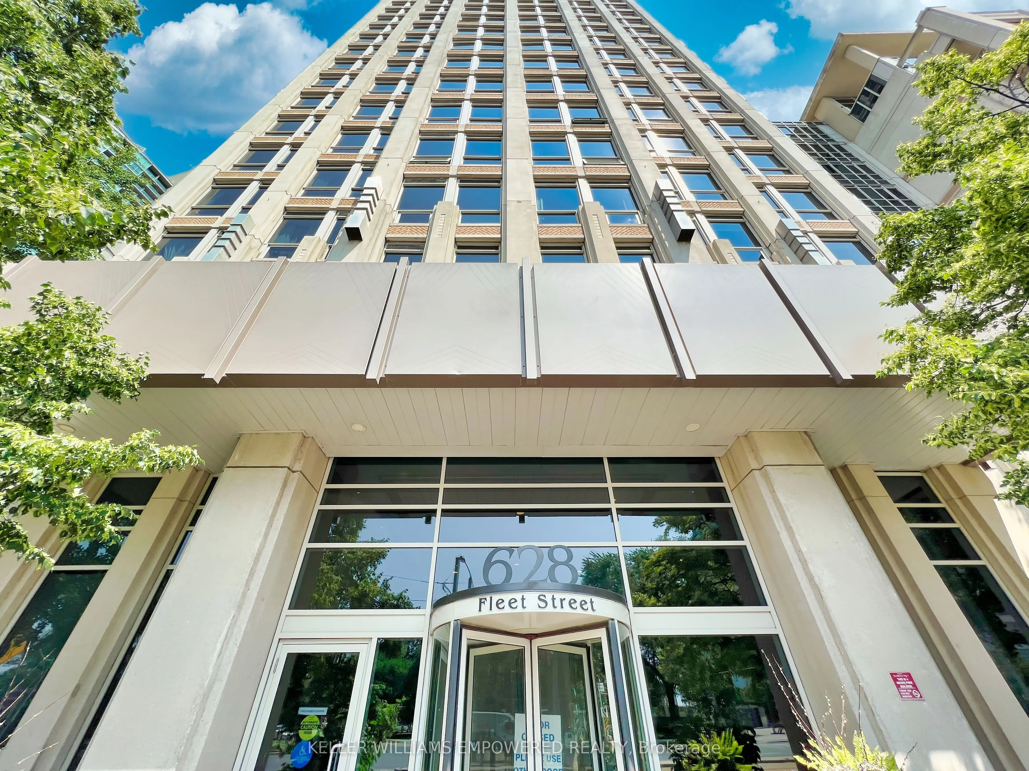628 Fleet Street, #715