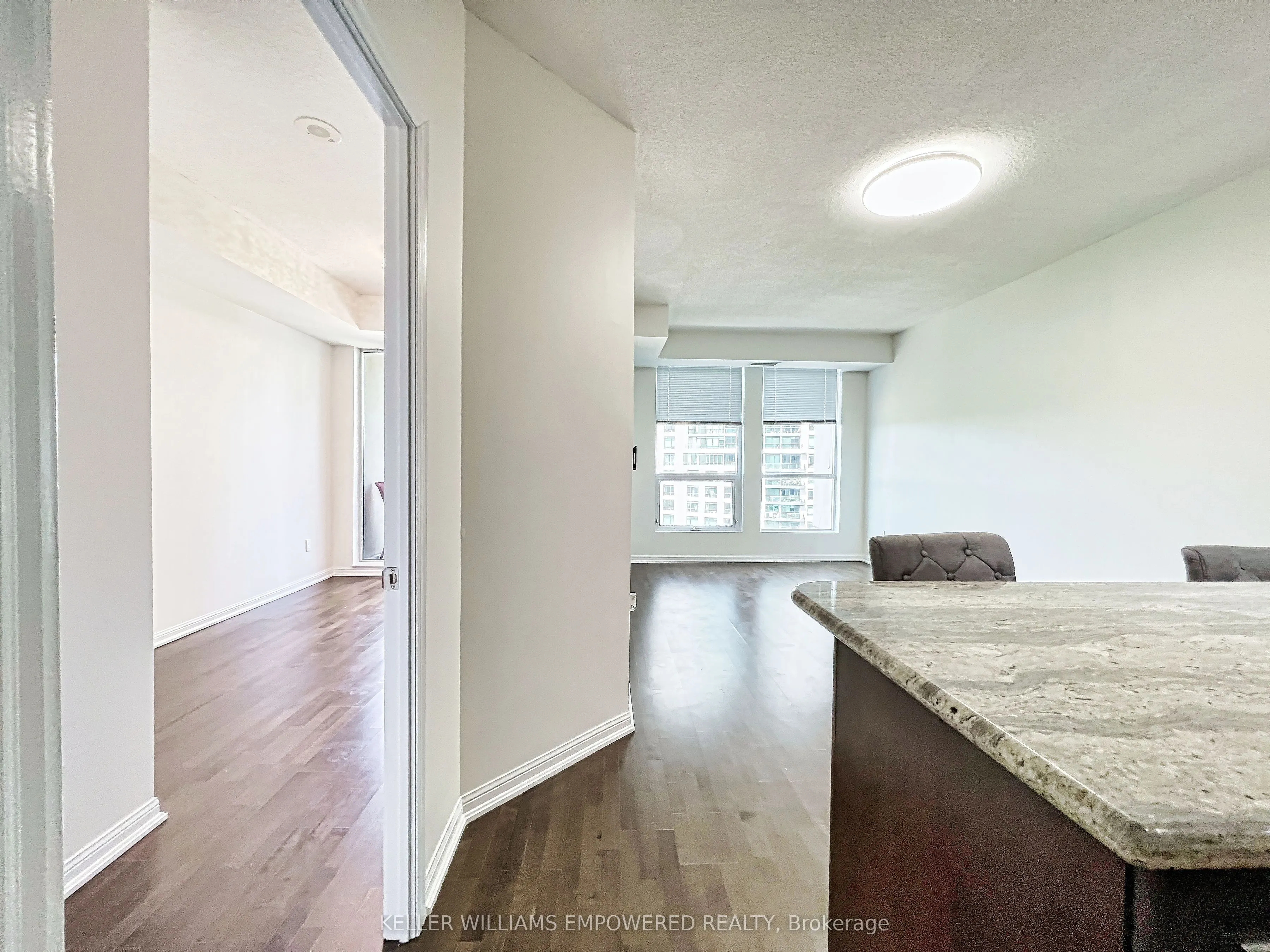 628 Fleet Street, #715