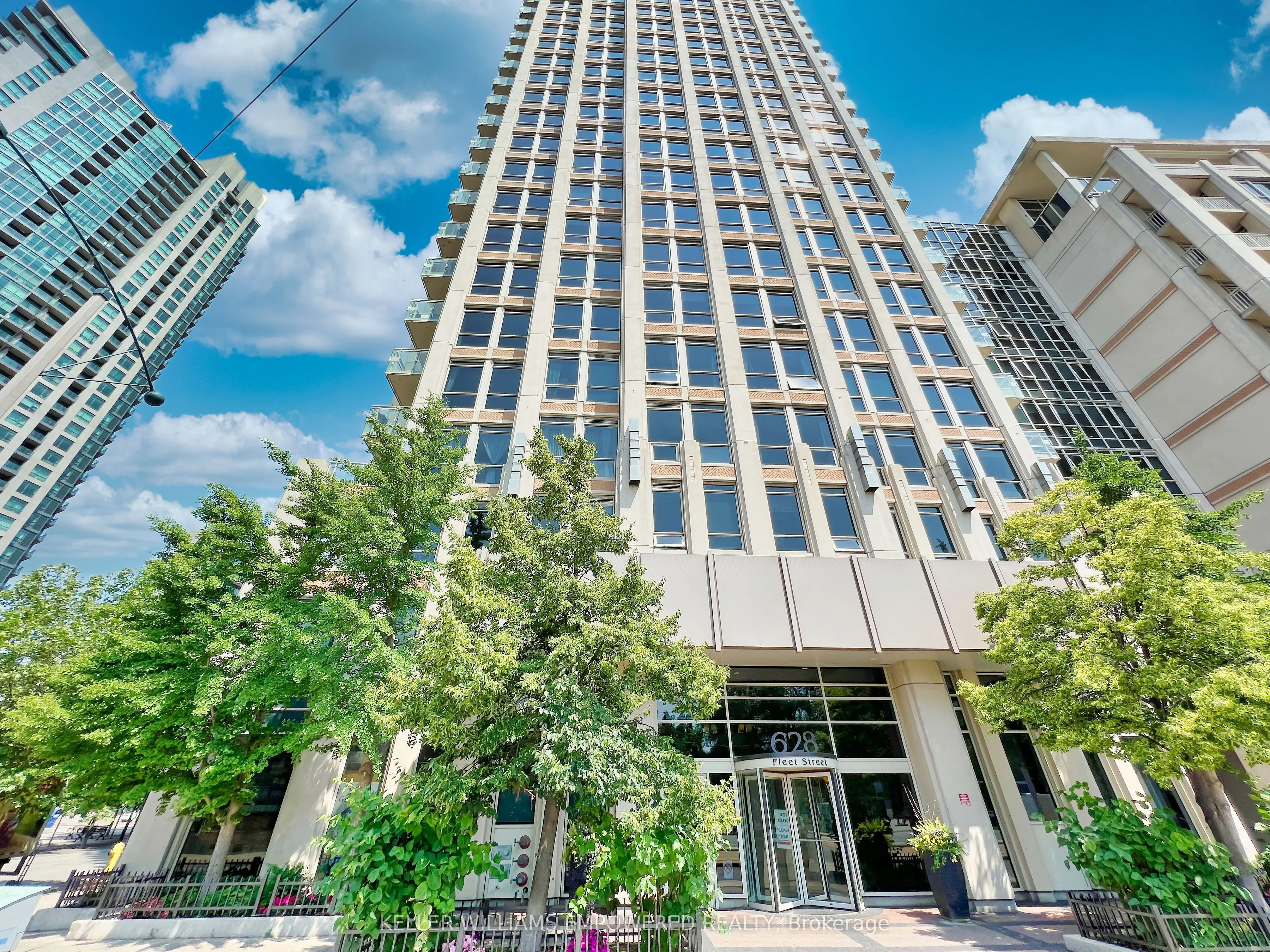 628 Fleet Street, #715