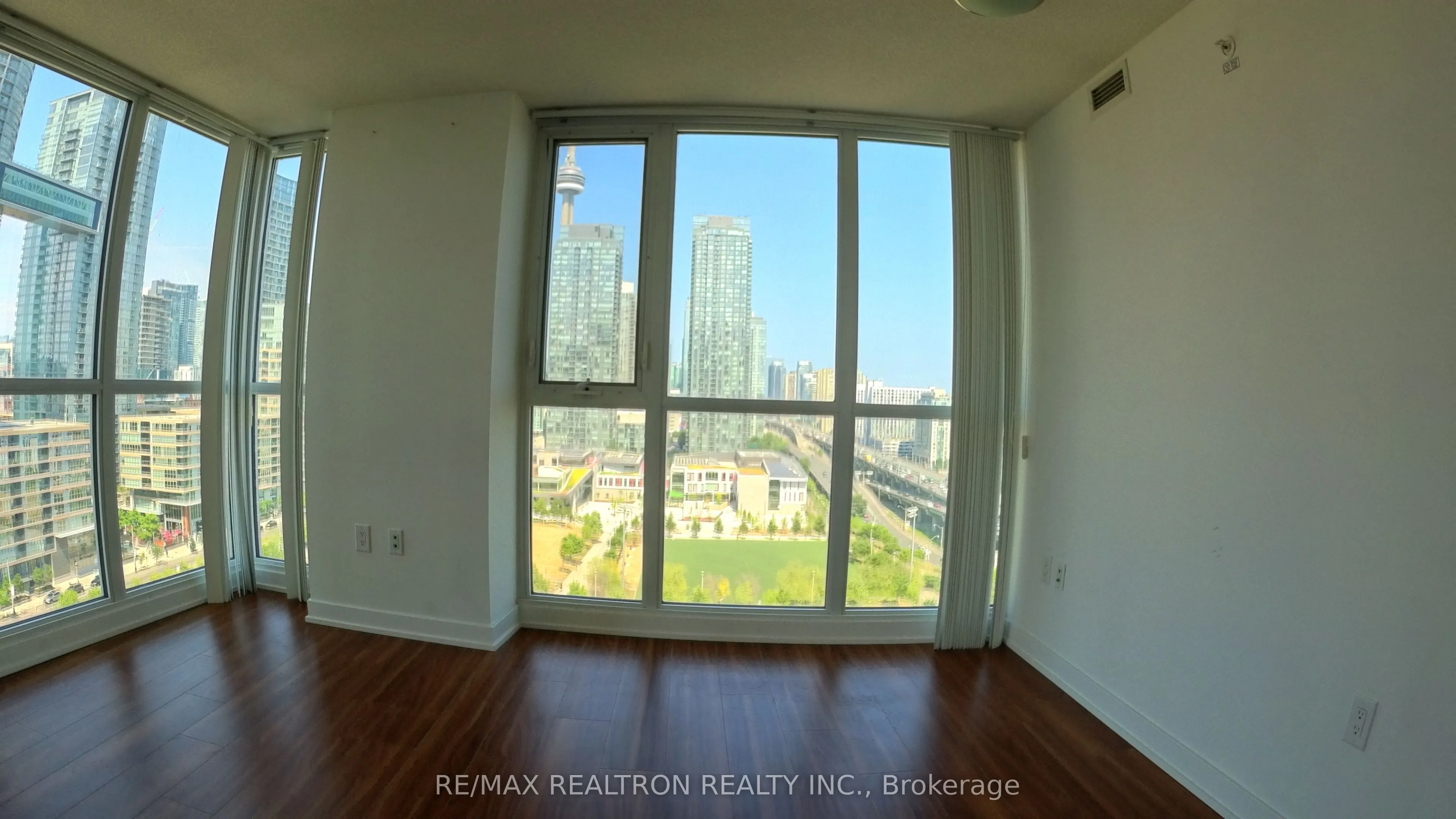 75 Queens Wharf Road, #1801