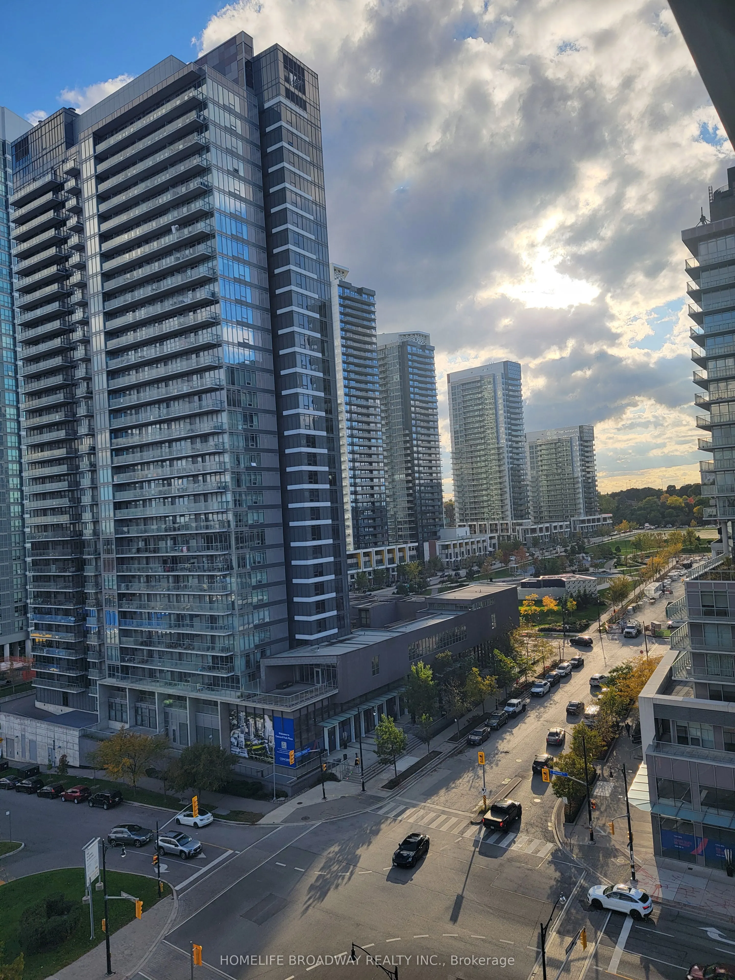 19 Singer Court, #1203