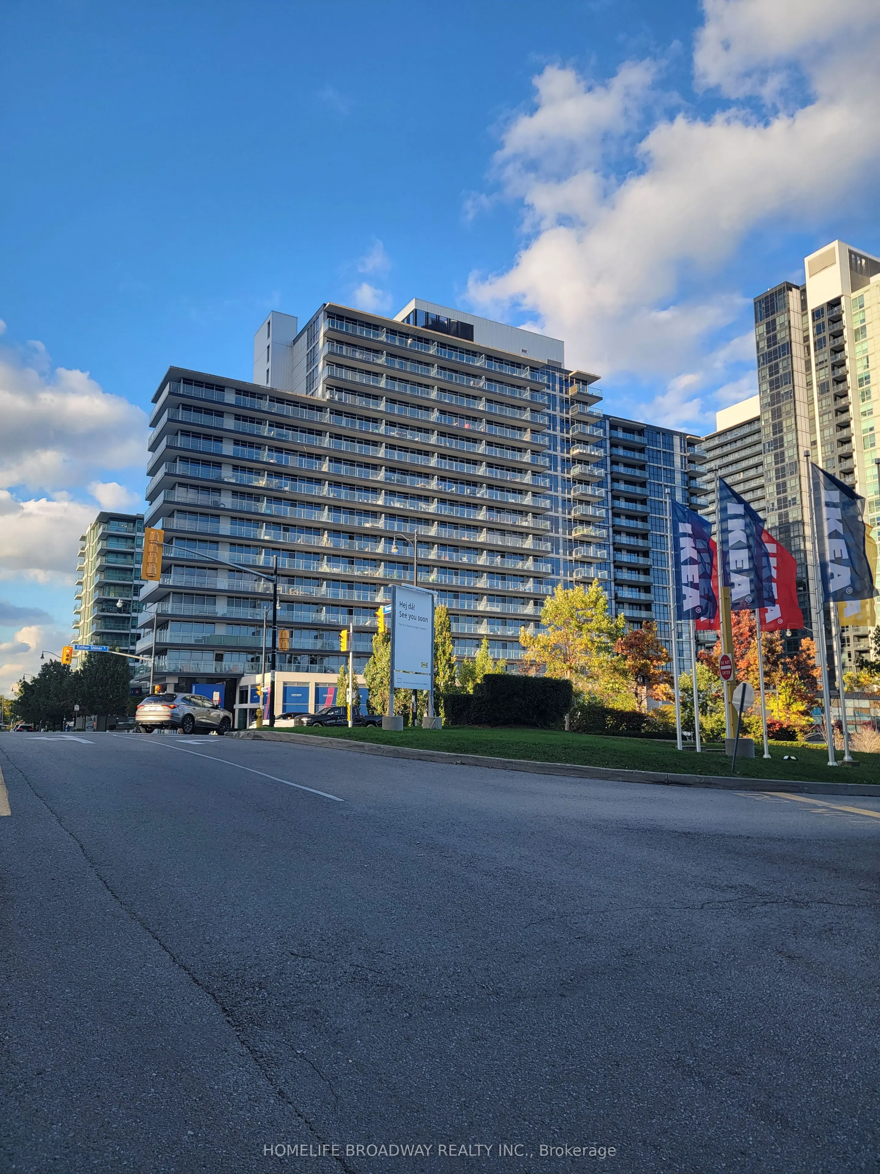 19 Singer Court, #1203