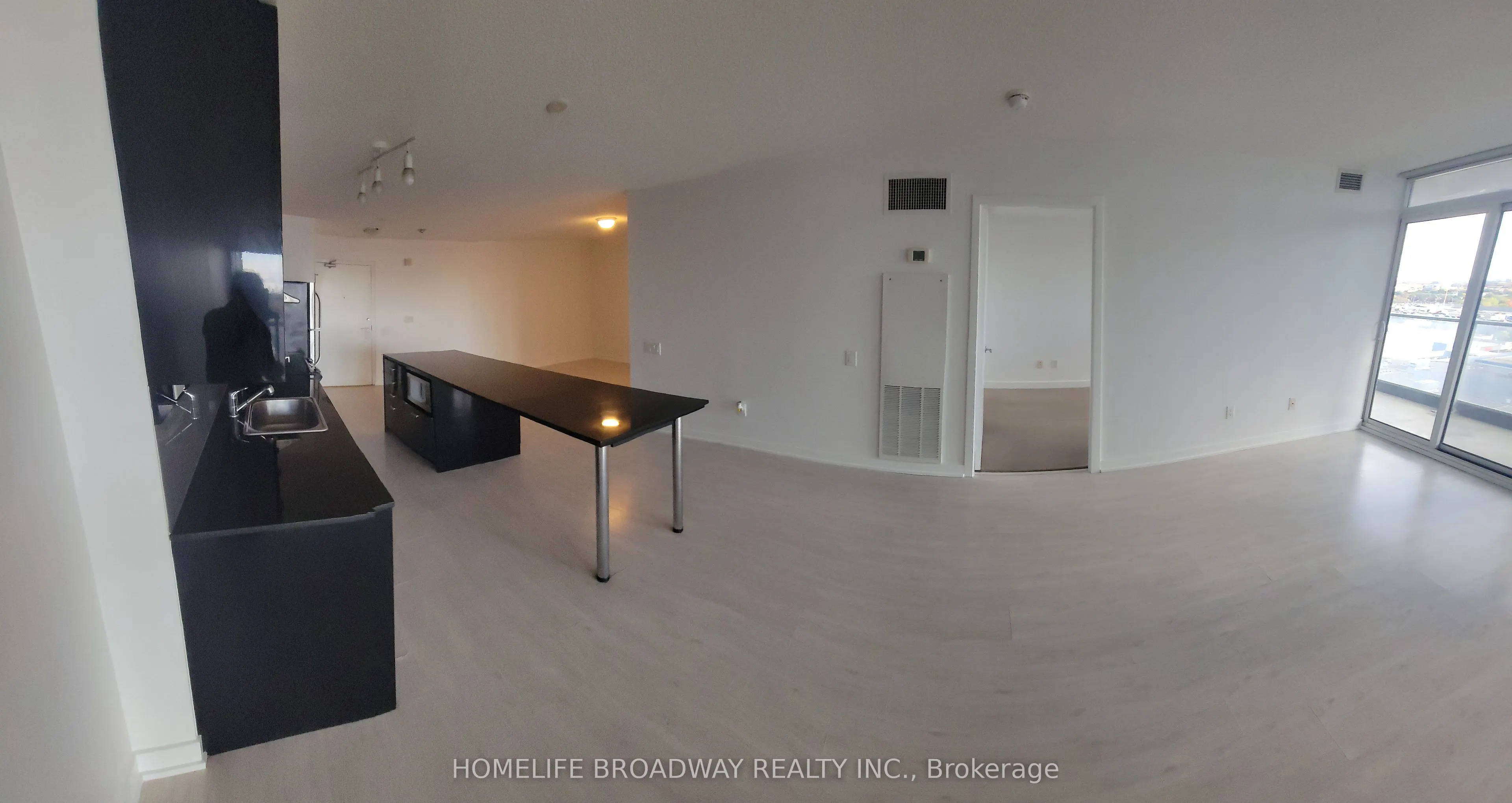 19 Singer Court, #1203