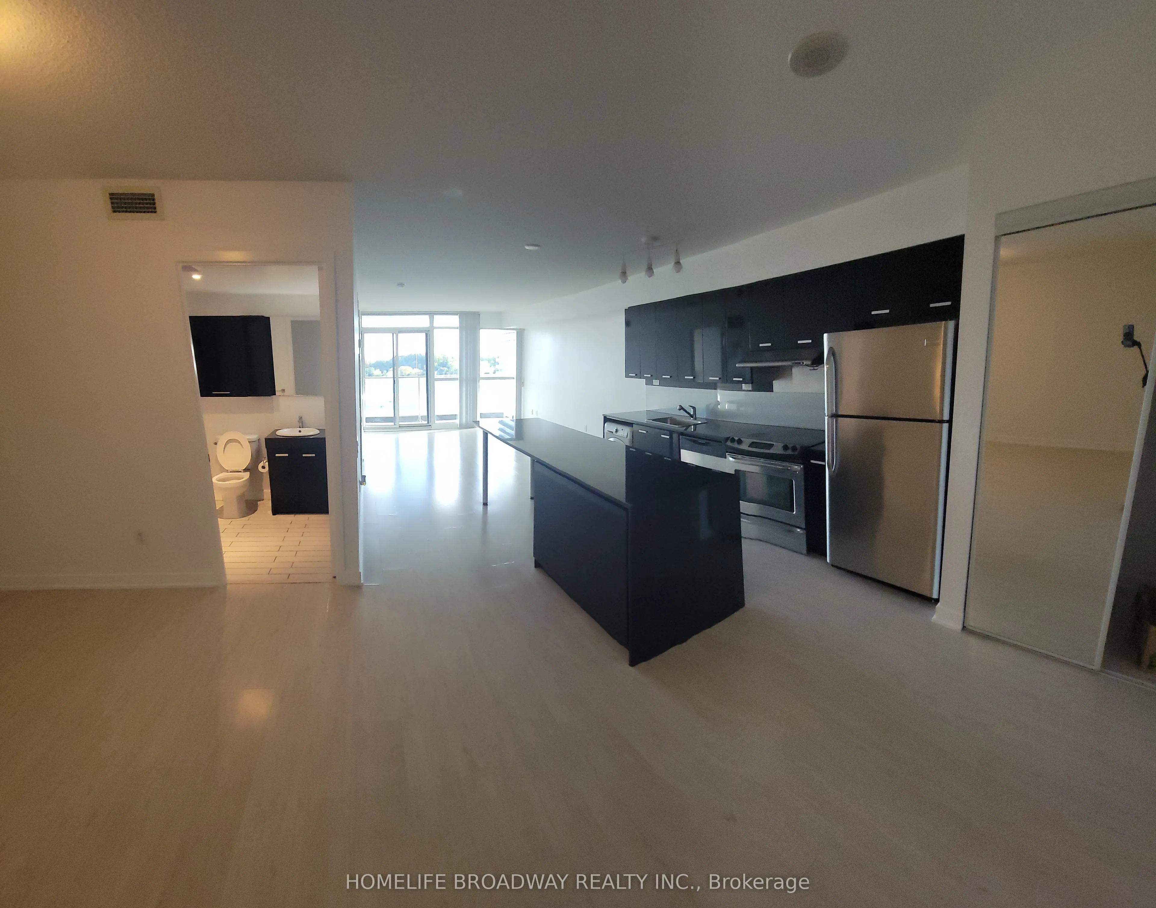 19 Singer Court, #1203