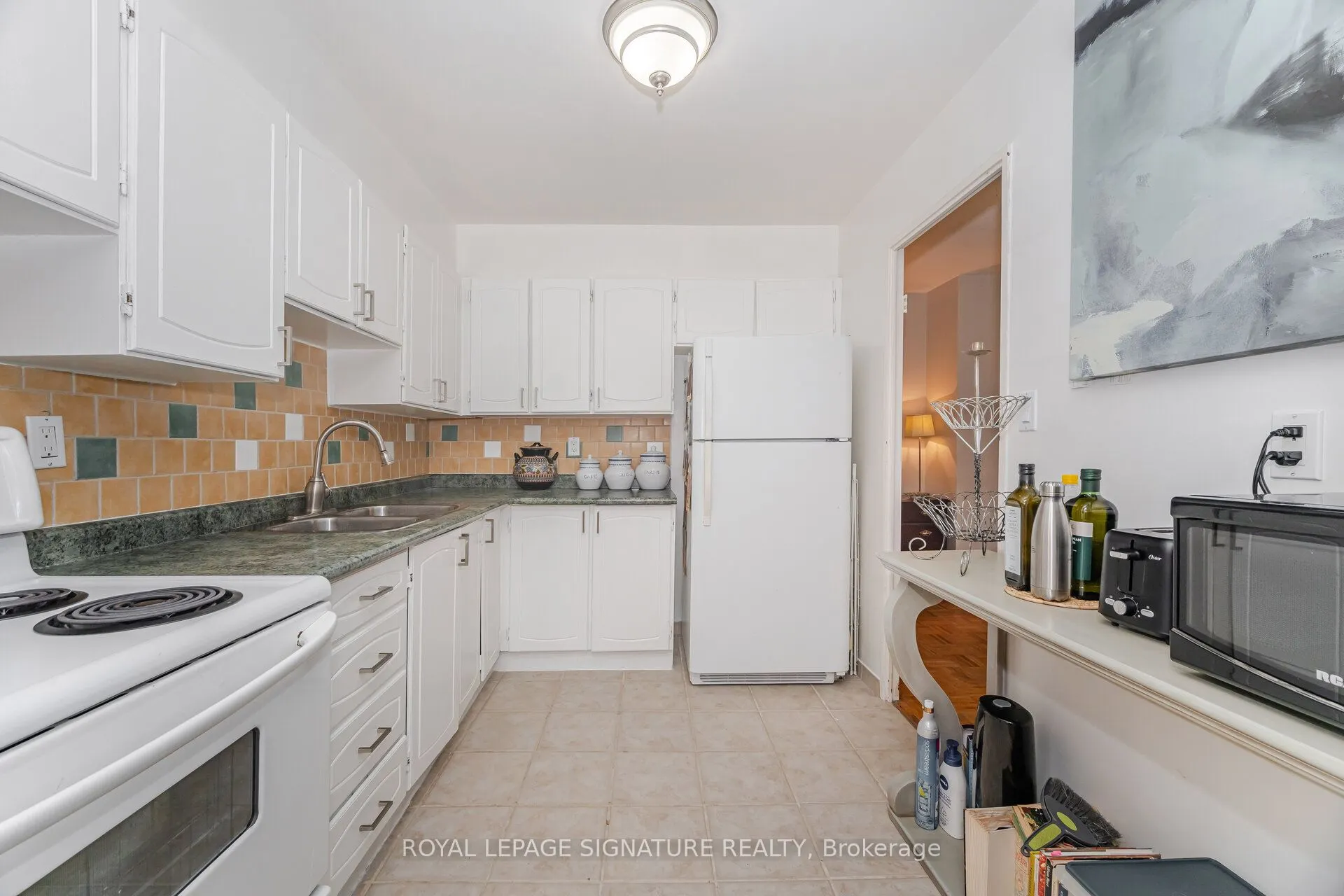 10 Edgecliff Golfway, #303