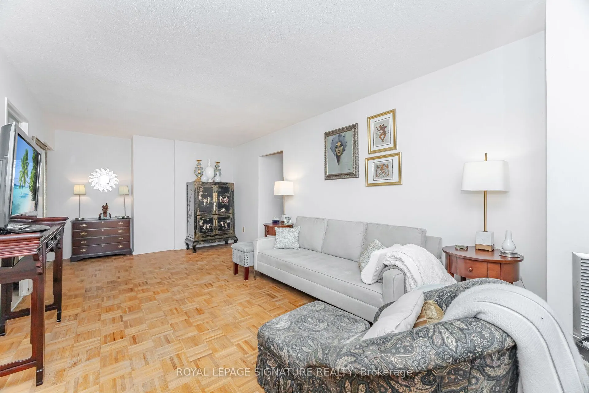 10 Edgecliff Golfway, #303