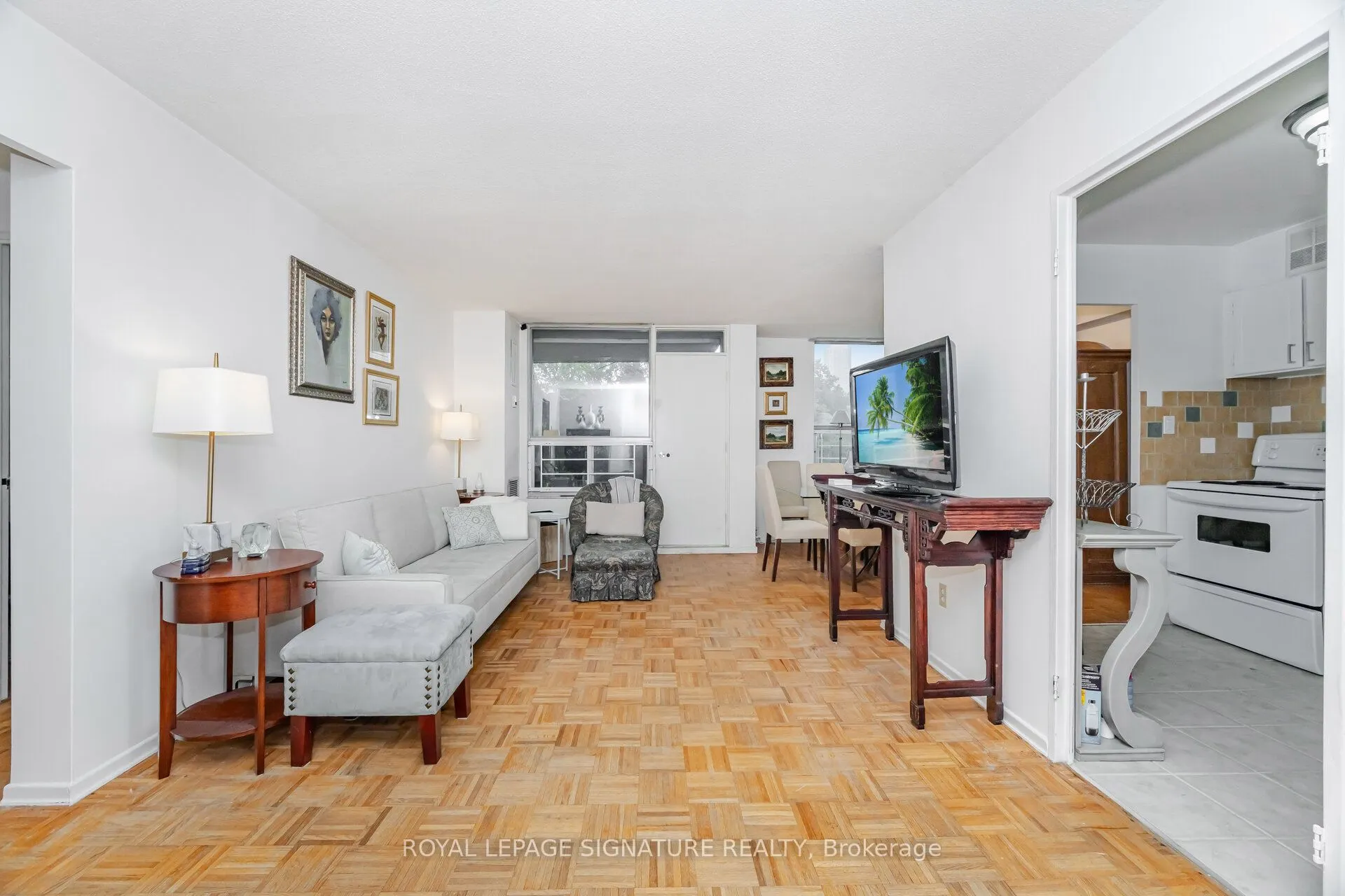 10 Edgecliff Golfway, #303