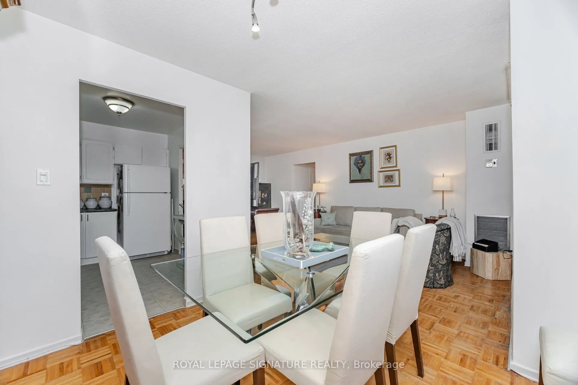 10 Edgecliff Golfway, #303