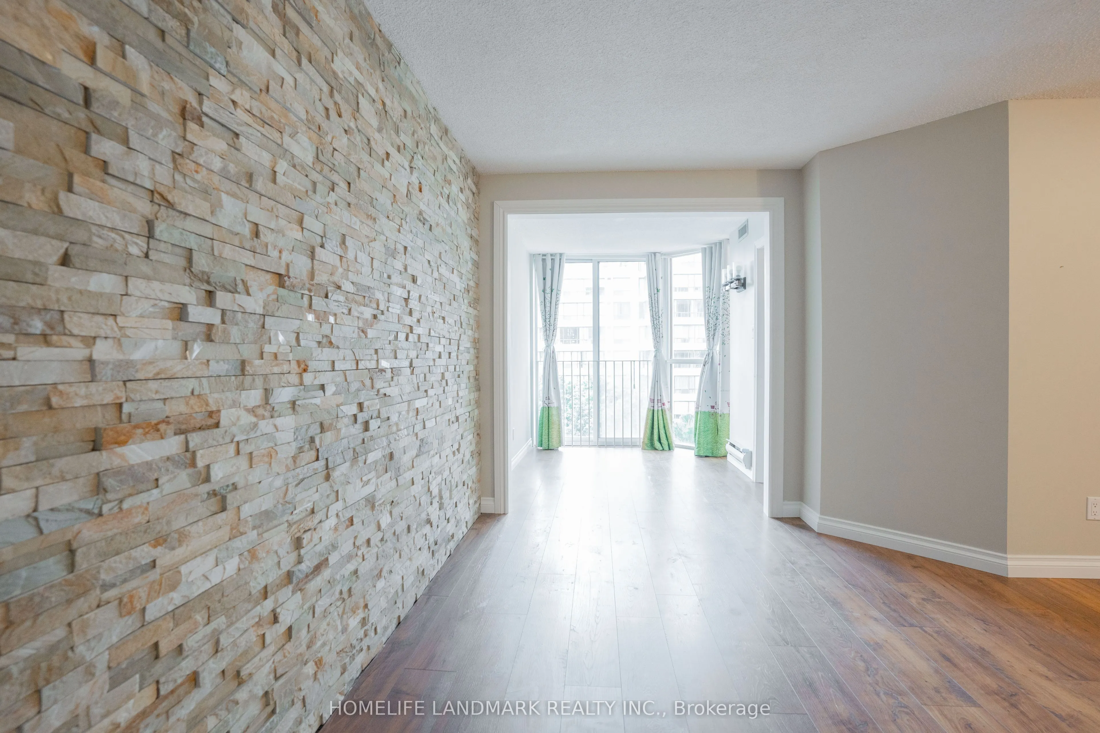 5795 Yonge Street, #608