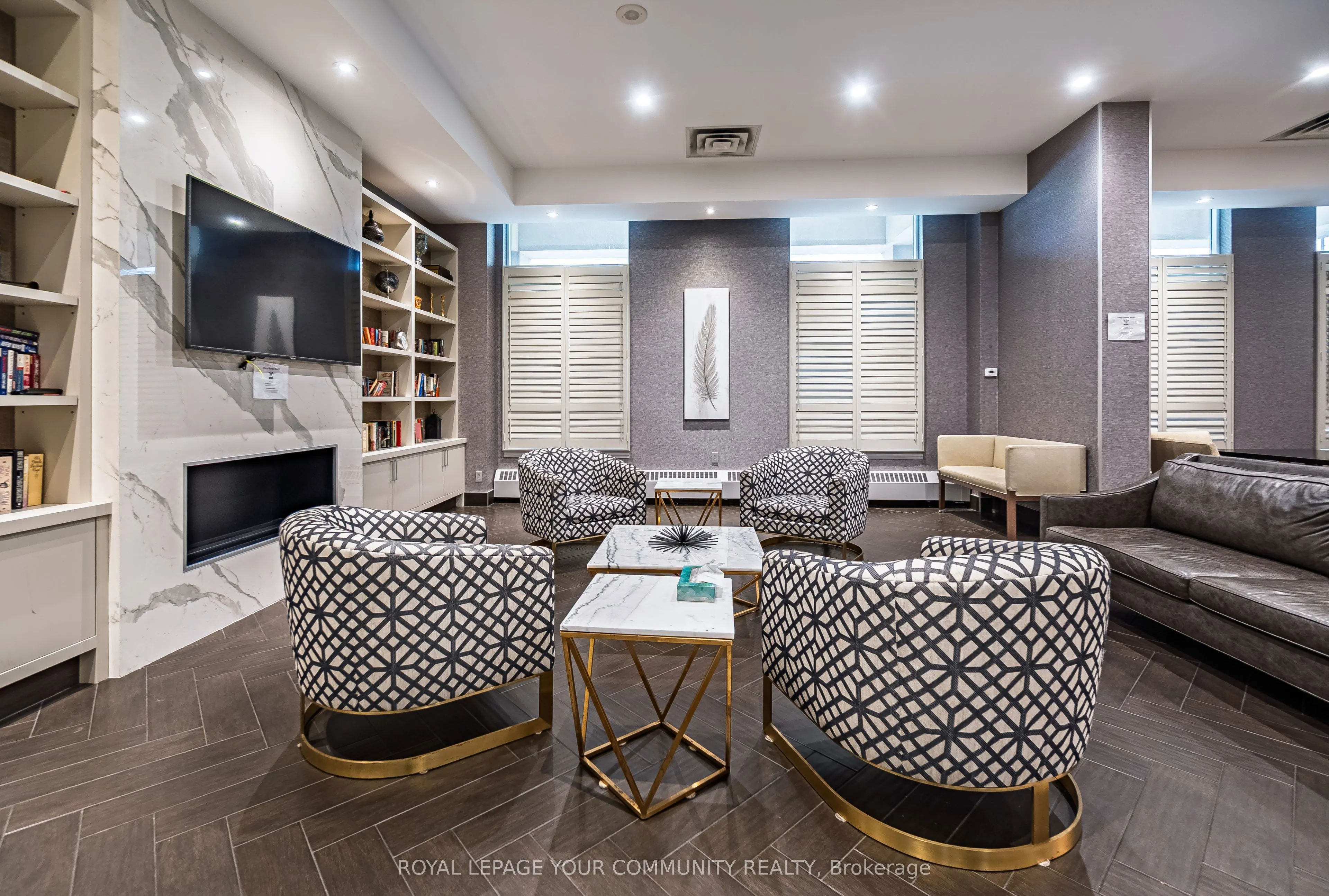 18 Kenaston Gardens, #1906