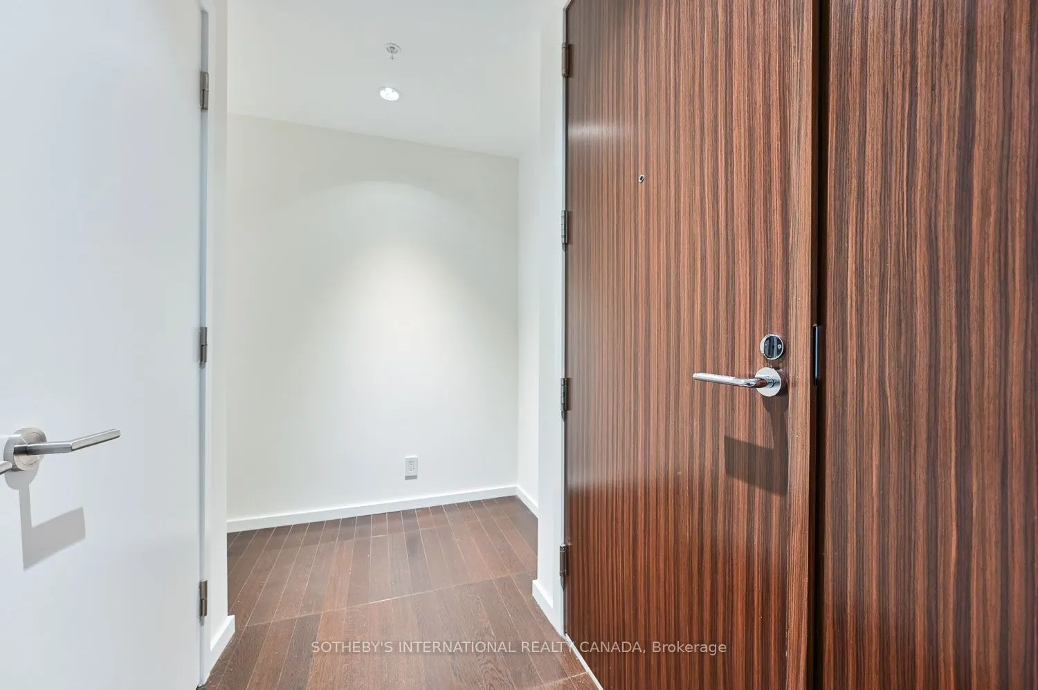 180 University Avenue, #2608
