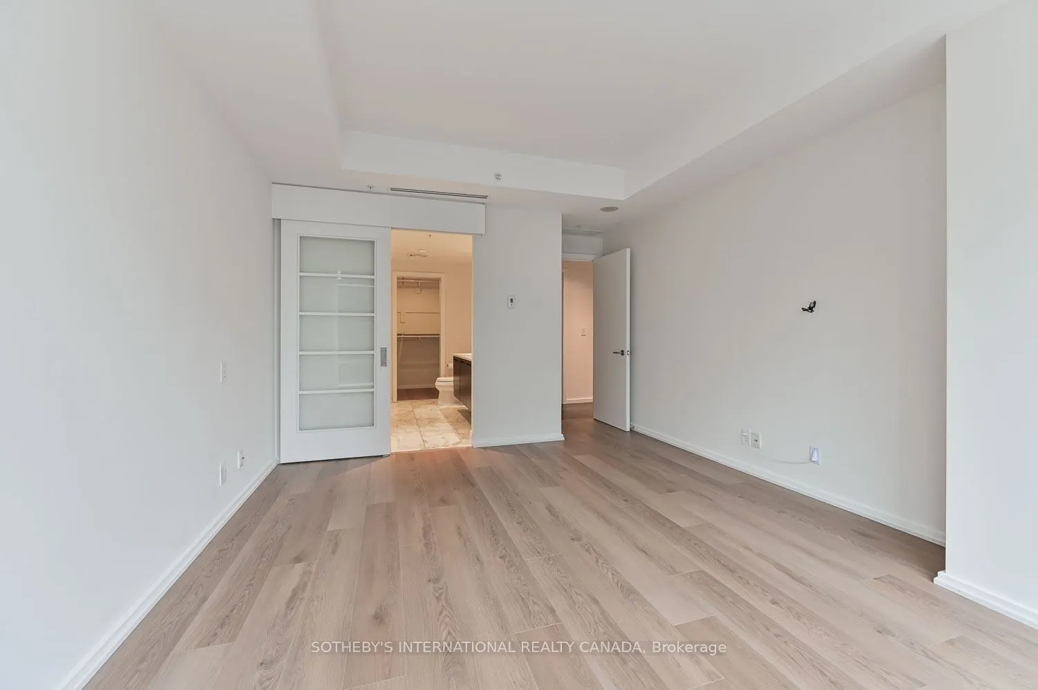 180 University Avenue, #2608