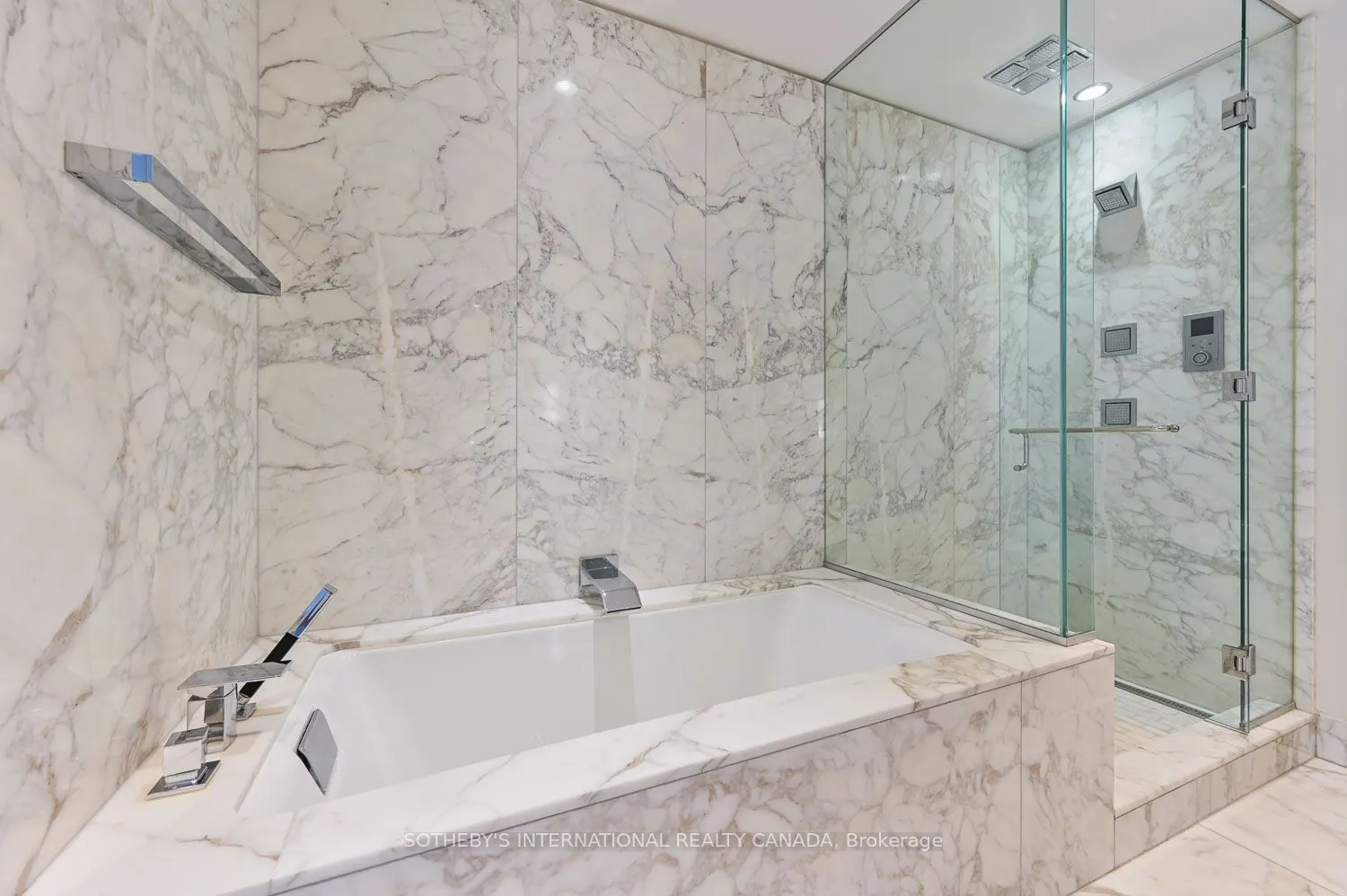 180 University Avenue, #2608