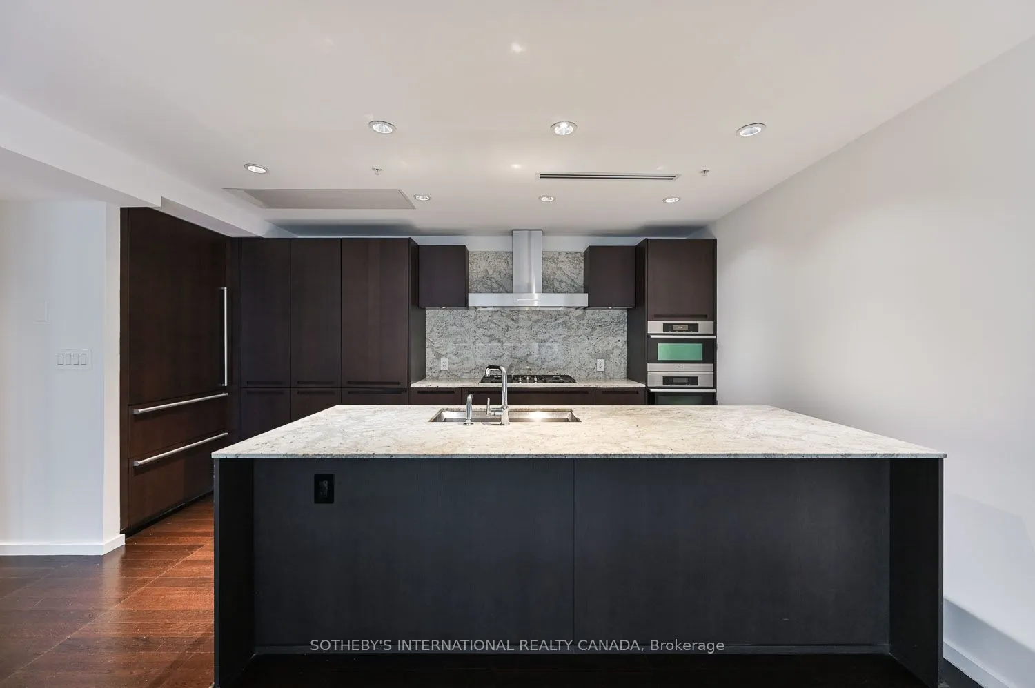 180 University Avenue, #2608