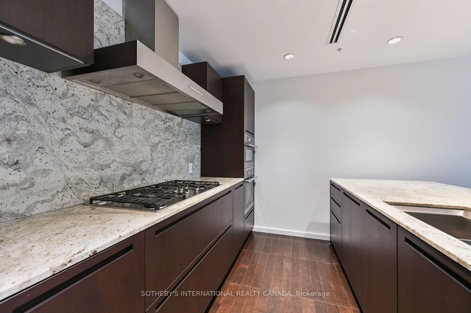 180 University Avenue, #2608