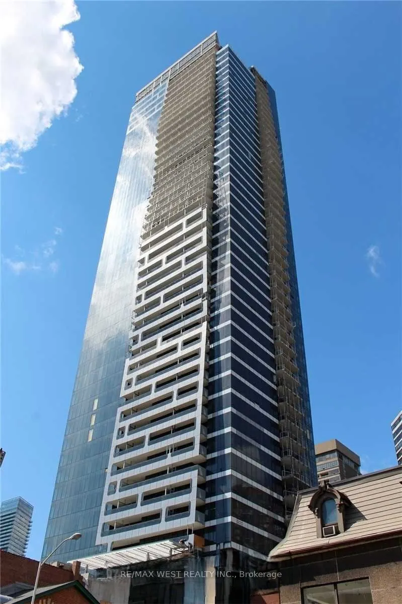 5 St Joseph Street, #2305