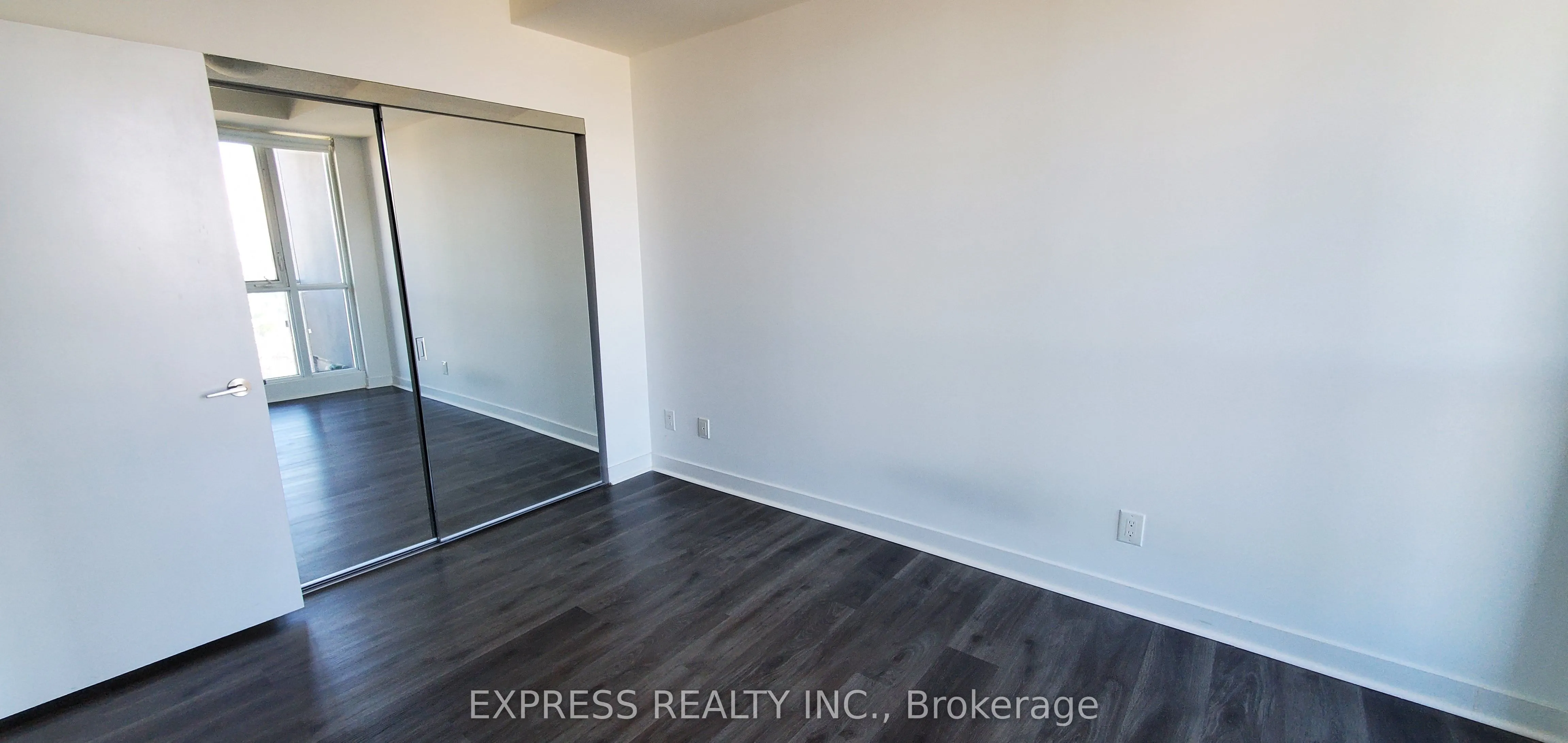 295 Adelaide Street W, #3703