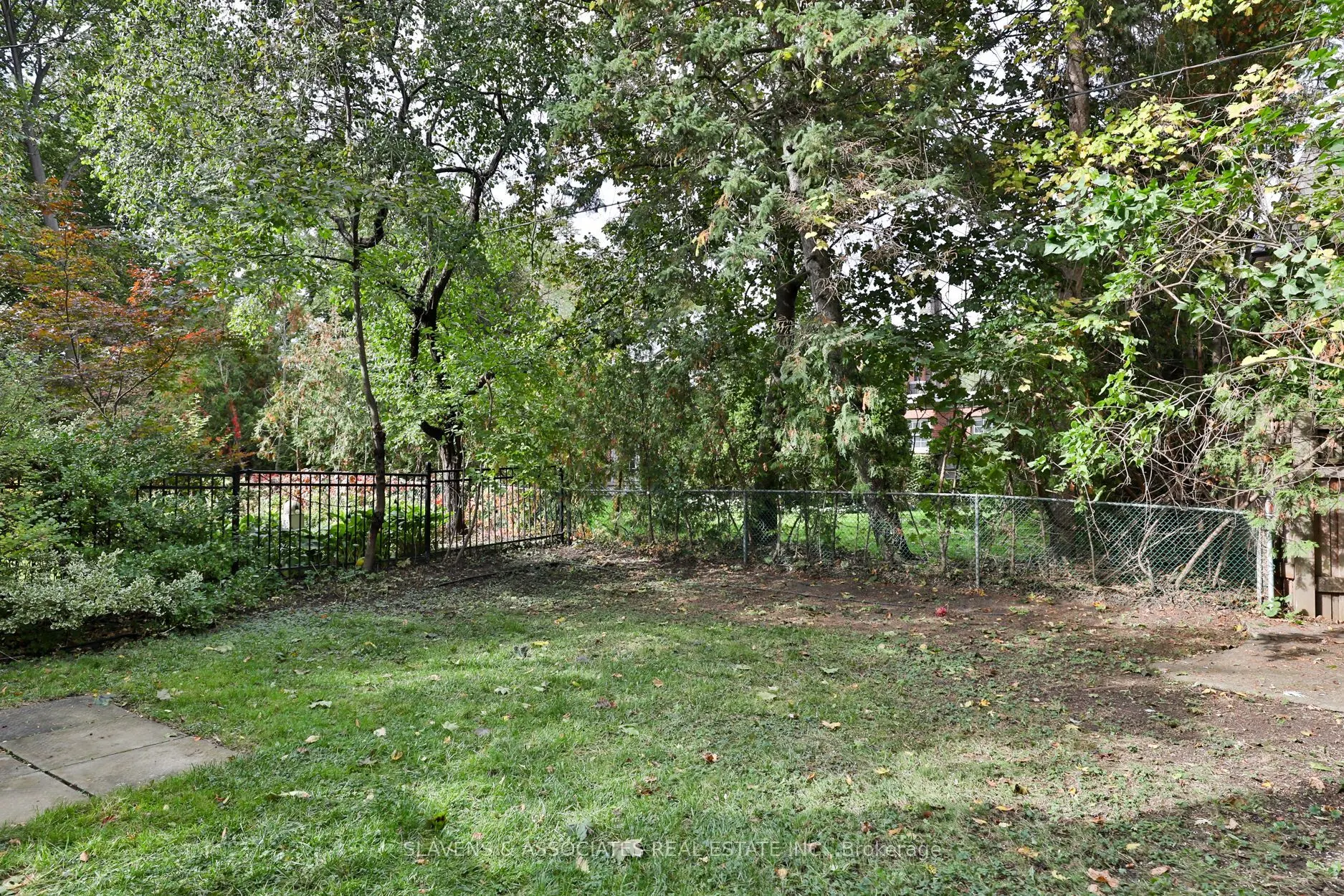 122 Wilson Avenue