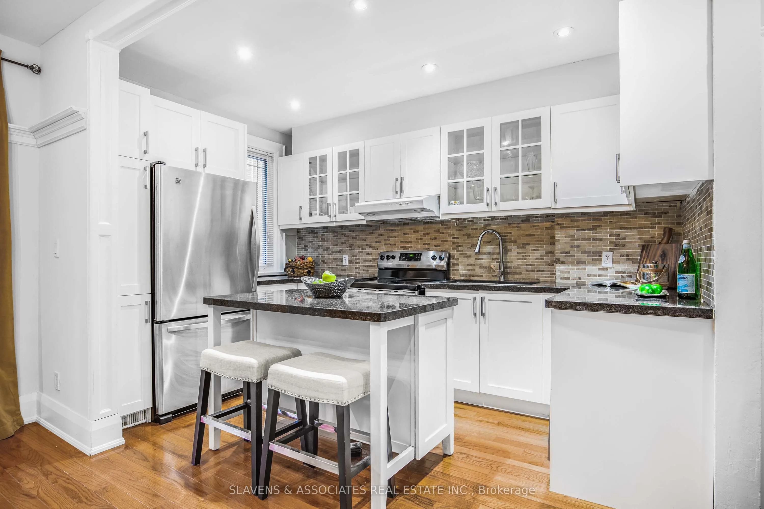 226 Broadway Avenue