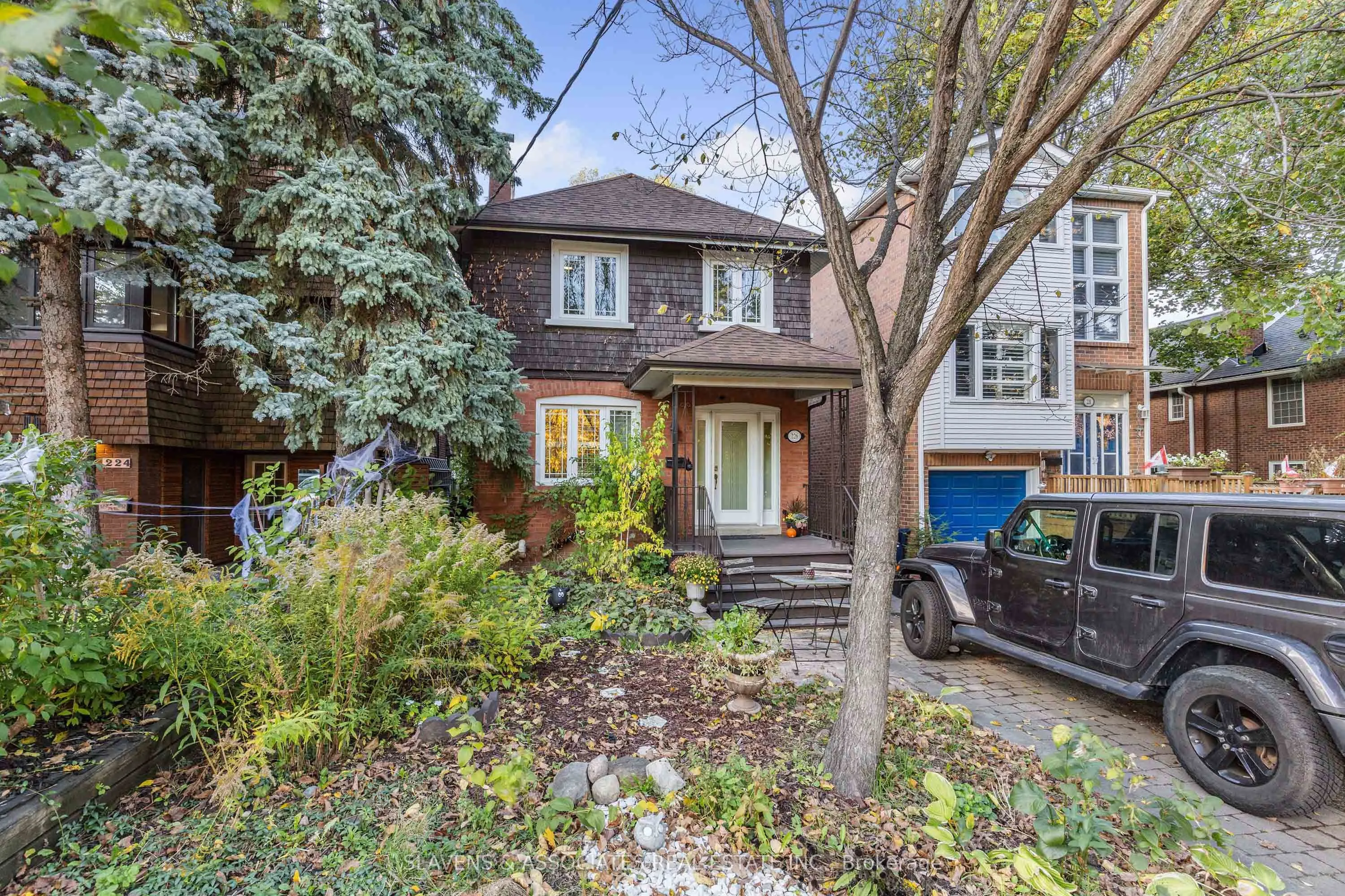 226 Broadway Avenue