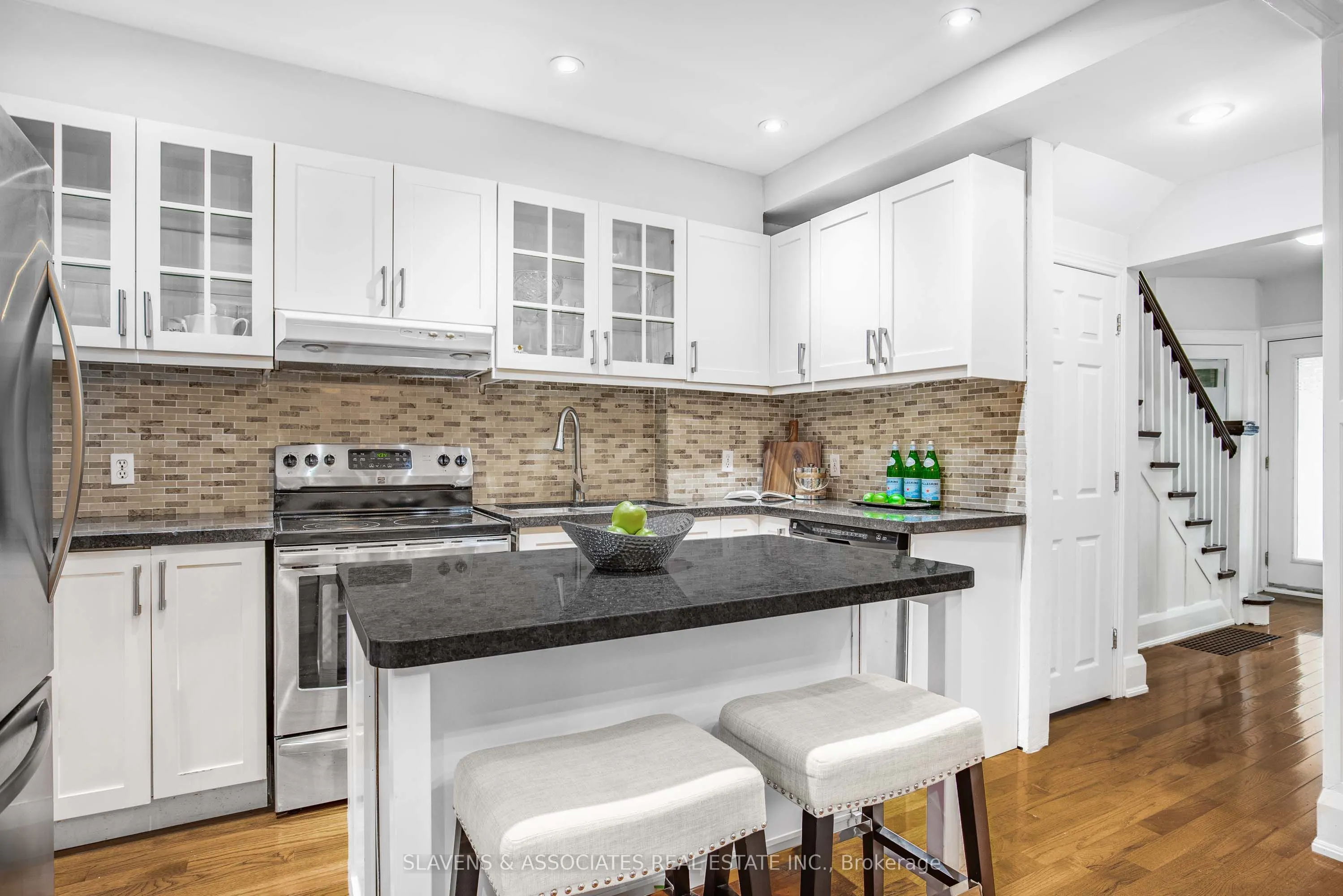 226 Broadway Avenue