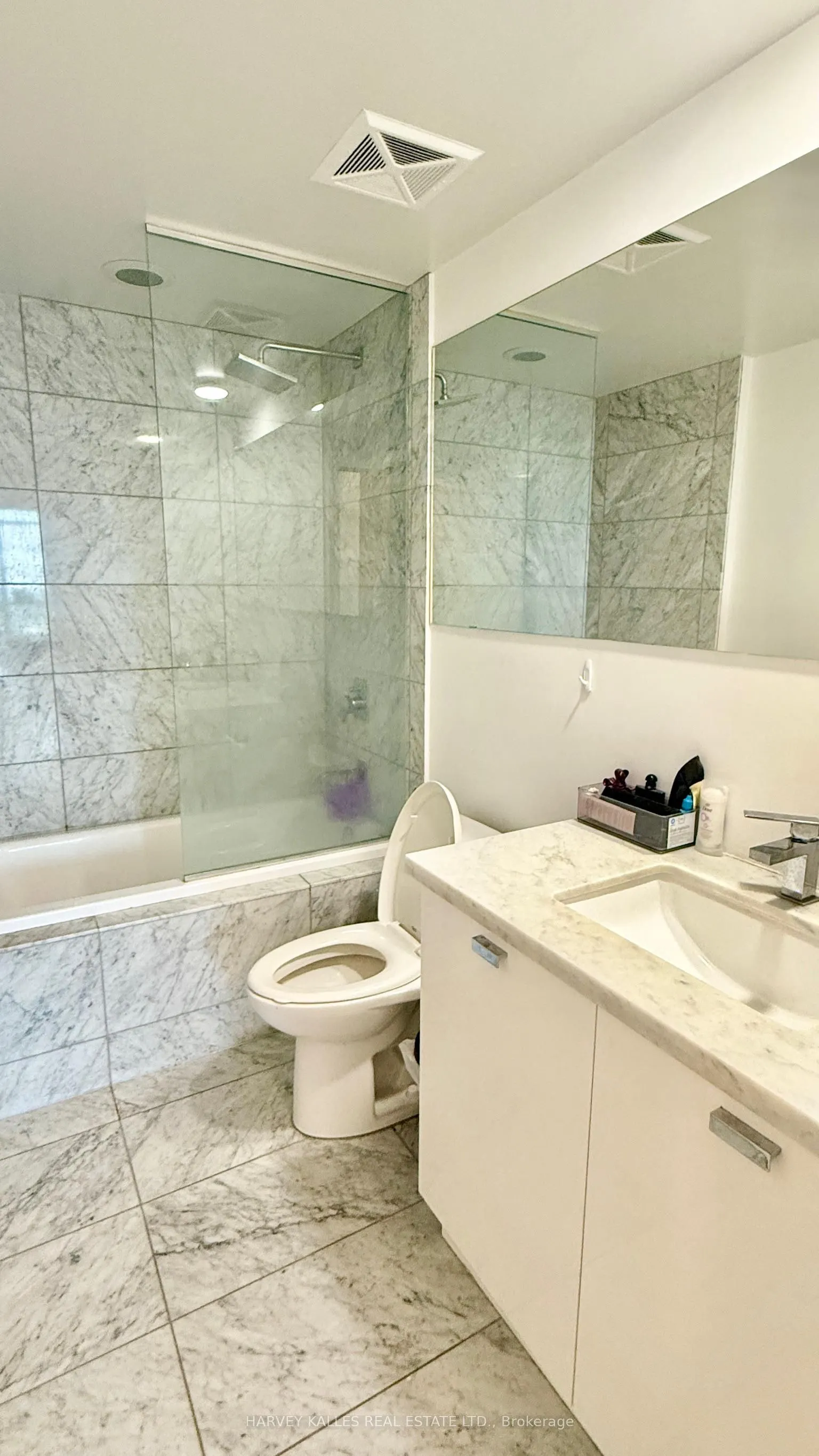 32 Davenport Road N, #1003