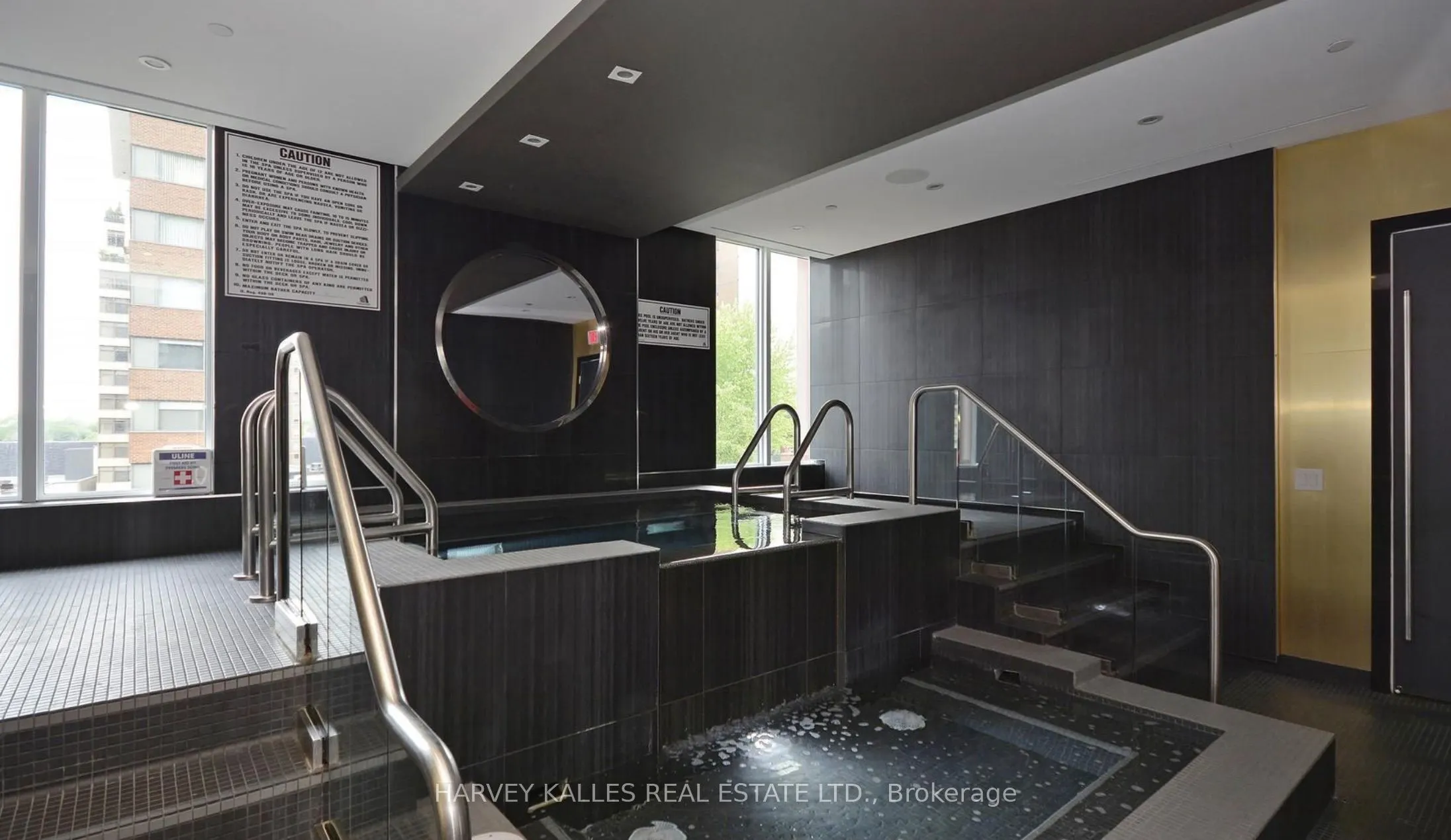 32 Davenport Road N, #1003