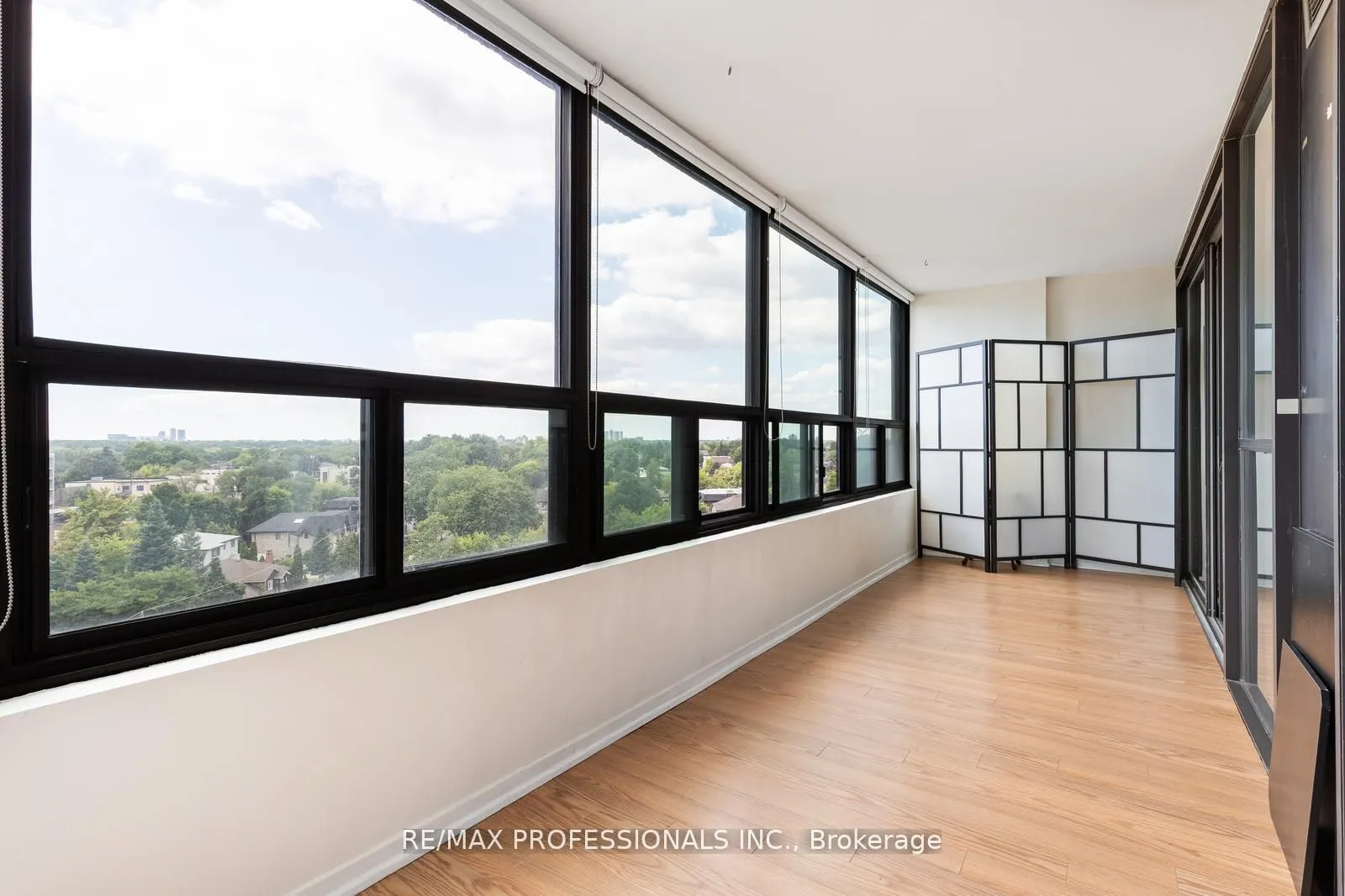33 Elmhurst Avenue, #1104